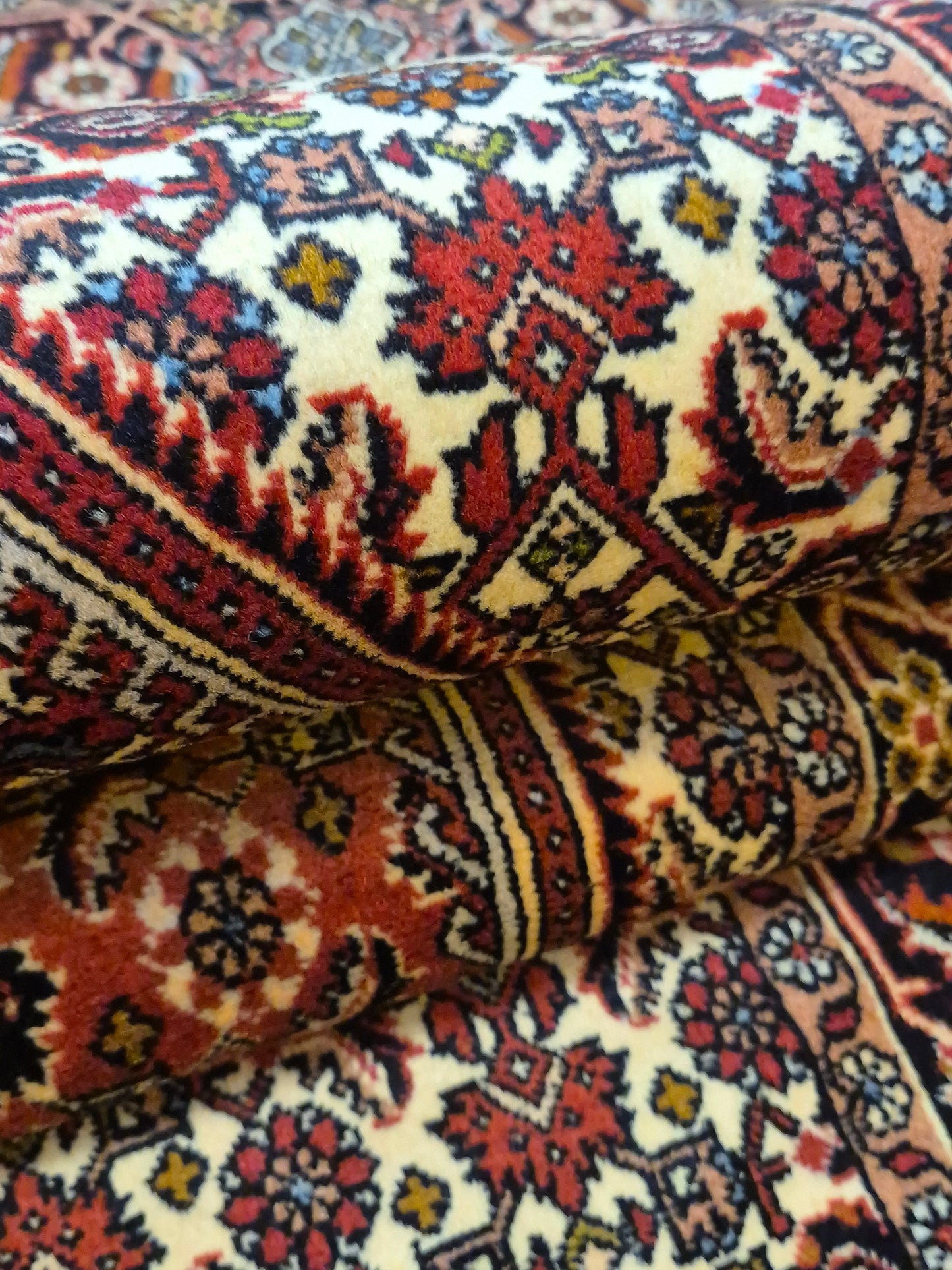 Bidjar Teppich Korkwolle Medaillon florales Design feine Knüpfung