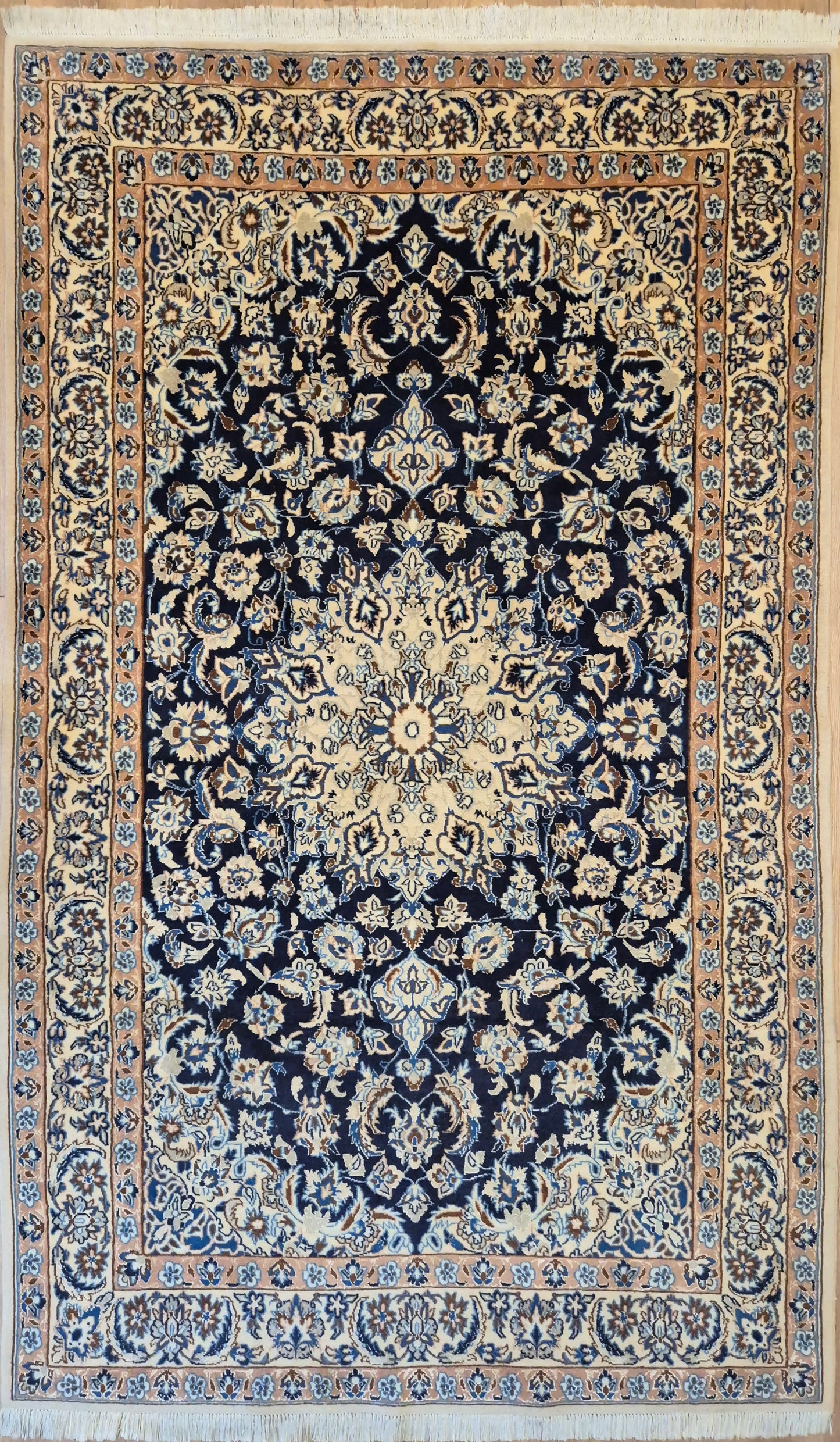 Nain Teppich Korkwolle Seide Medaillon florales Design feine Knüpfung