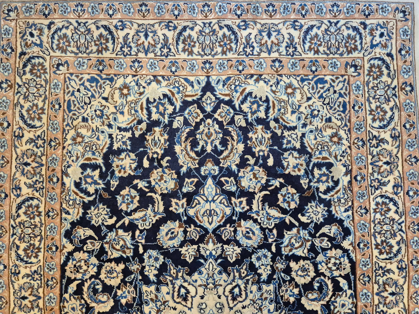 Nain Teppich Korkwolle Seide Medaillon florales Design feine Knüpfung