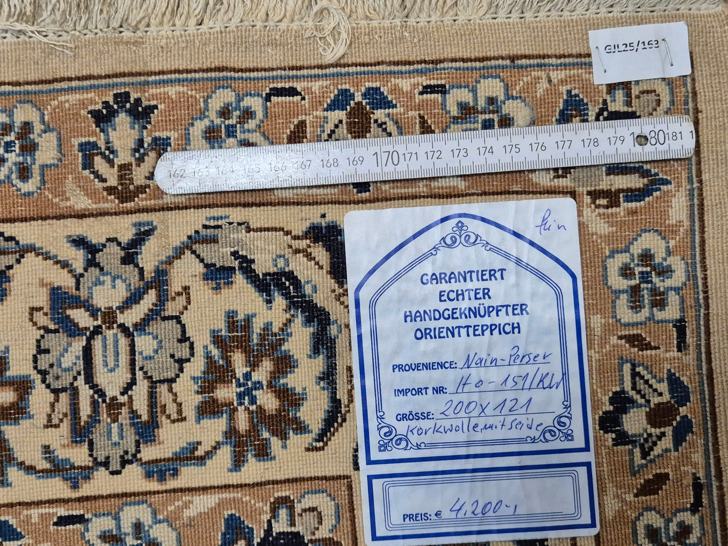 Nain Teppich Korkwolle Seide Medaillon florales Design feine Knüpfung