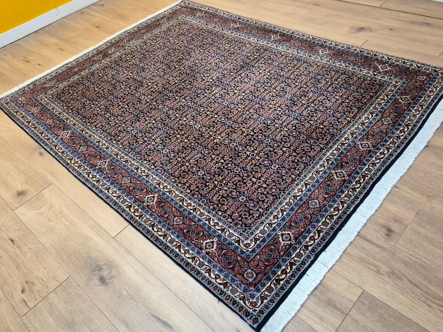 Bidjar Teppich Korkwolle Seide signiert florales Allover-Muster