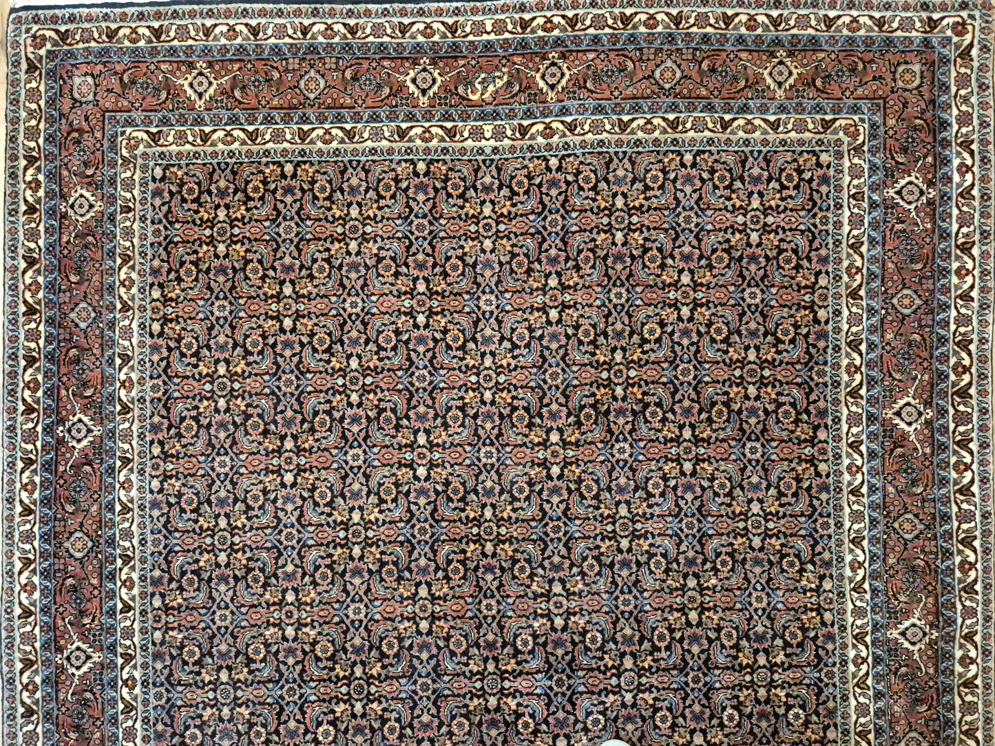 Bidjar Teppich Korkwolle Seide signiert florales Allover-Muster