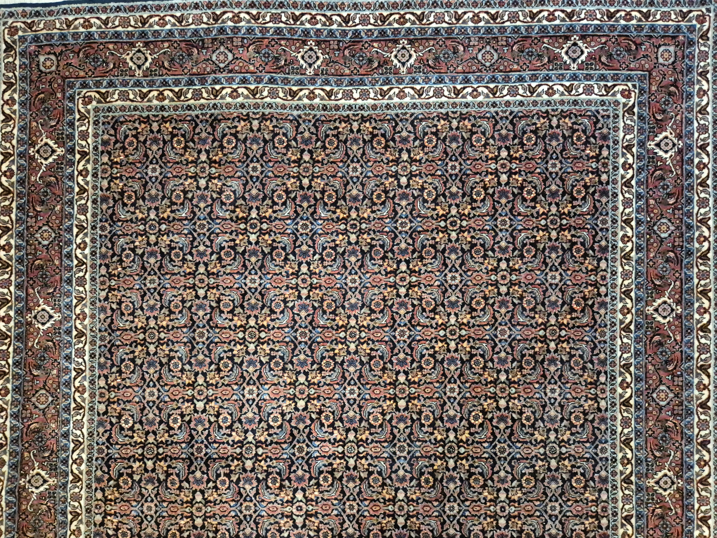 Bidjar Teppich Korkwolle Seide signiert florales Allover-Muster