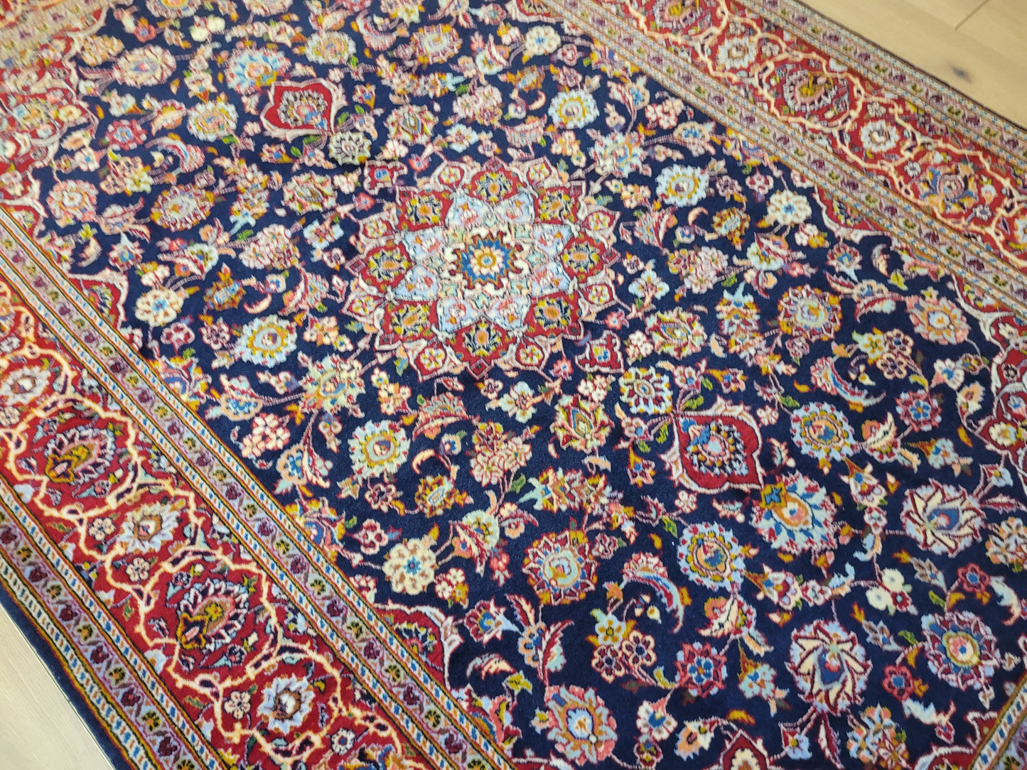 Keschan Teppich Korkwolle feine Handknüpfung