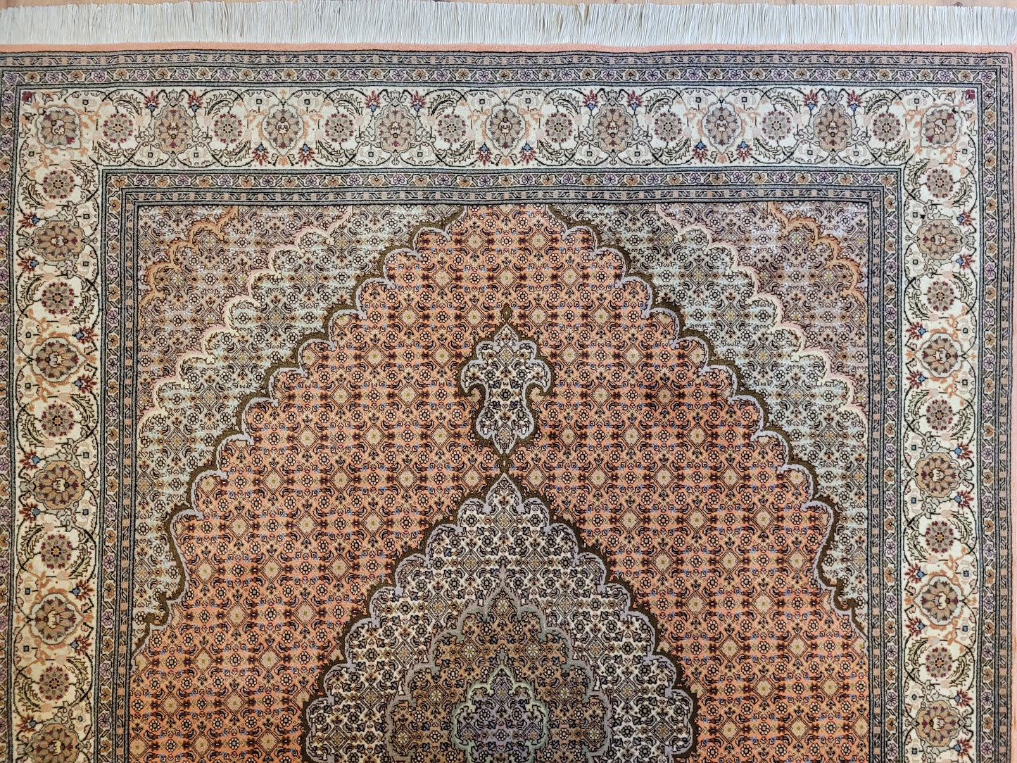 Täbriz Teppich Korkwolle mit Seide feine Knüpfung Medaillon Design