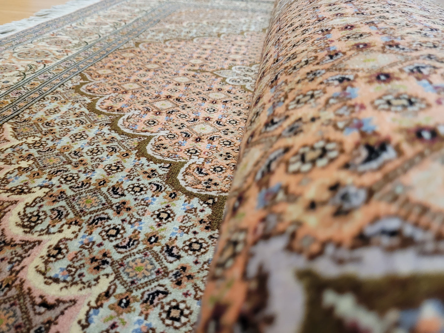 Täbriz Teppich Korkwolle mit Seide feine Knüpfung Medaillon Design