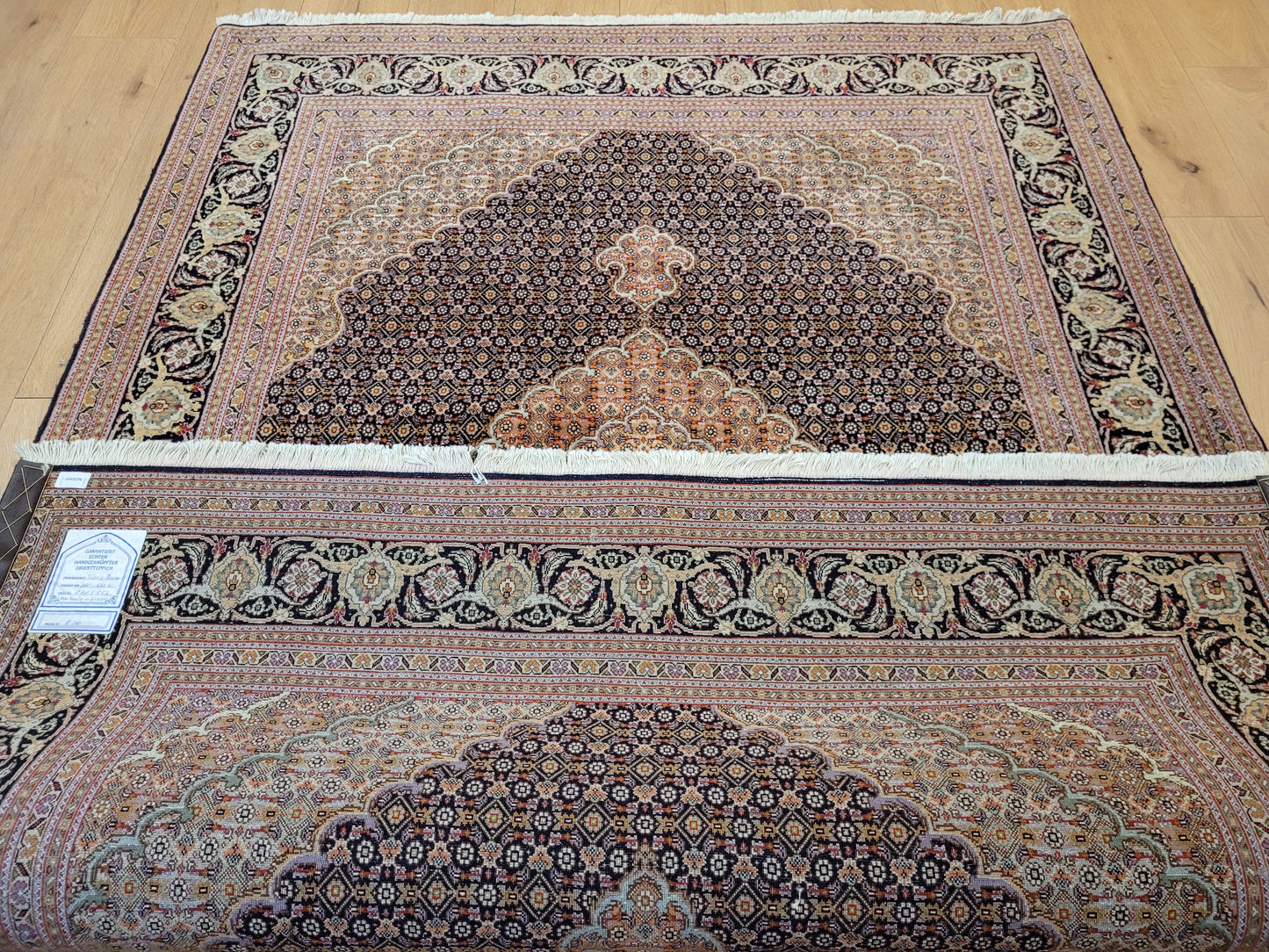 Täbriz Teppich Korkwolle mit Seide feine Knüpfung klassisches Medaillon