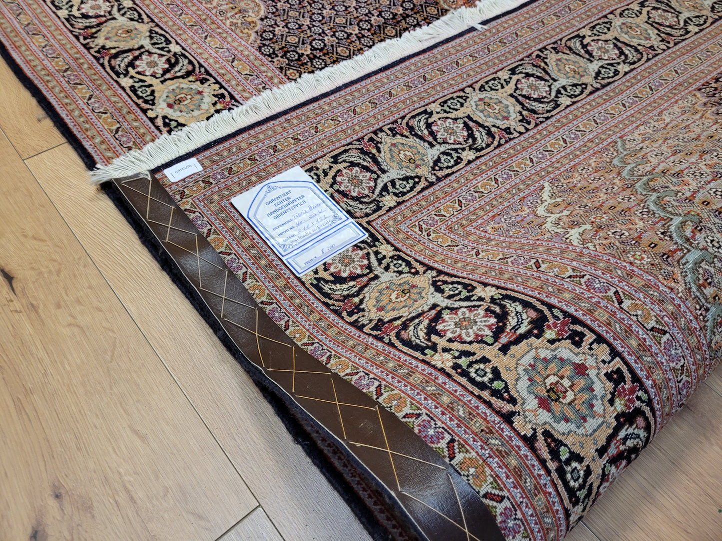 Täbriz Teppich Korkwolle mit Seide feine Knüpfung klassisches Medaillon