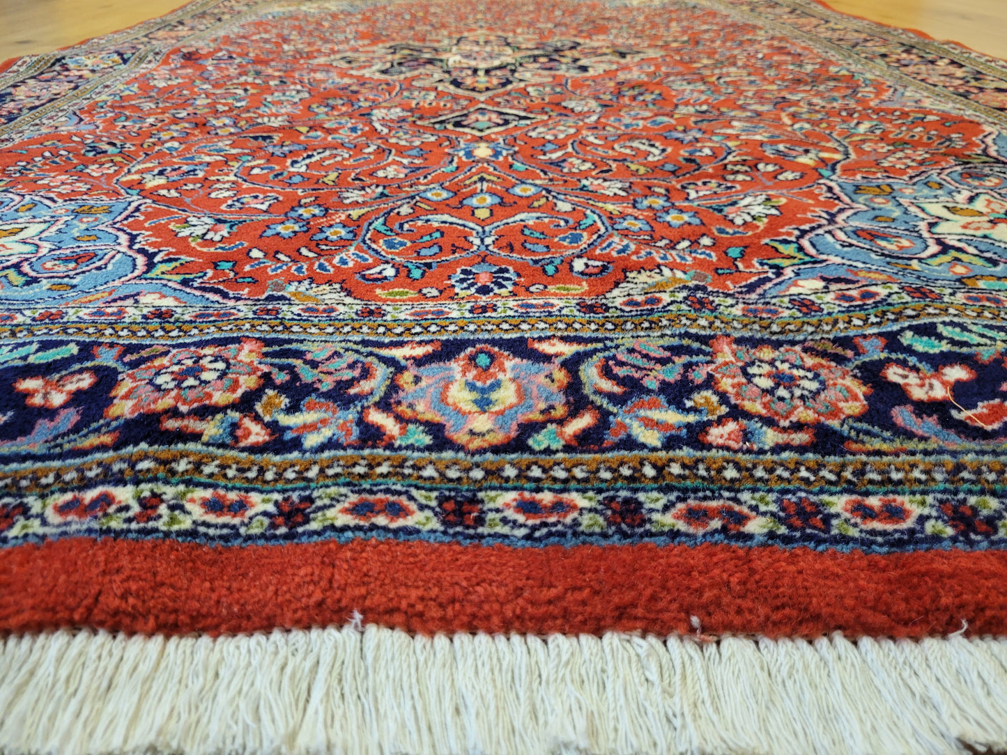 Sarough Teppich Wolle Baumwolle floral Medaillon klassisch