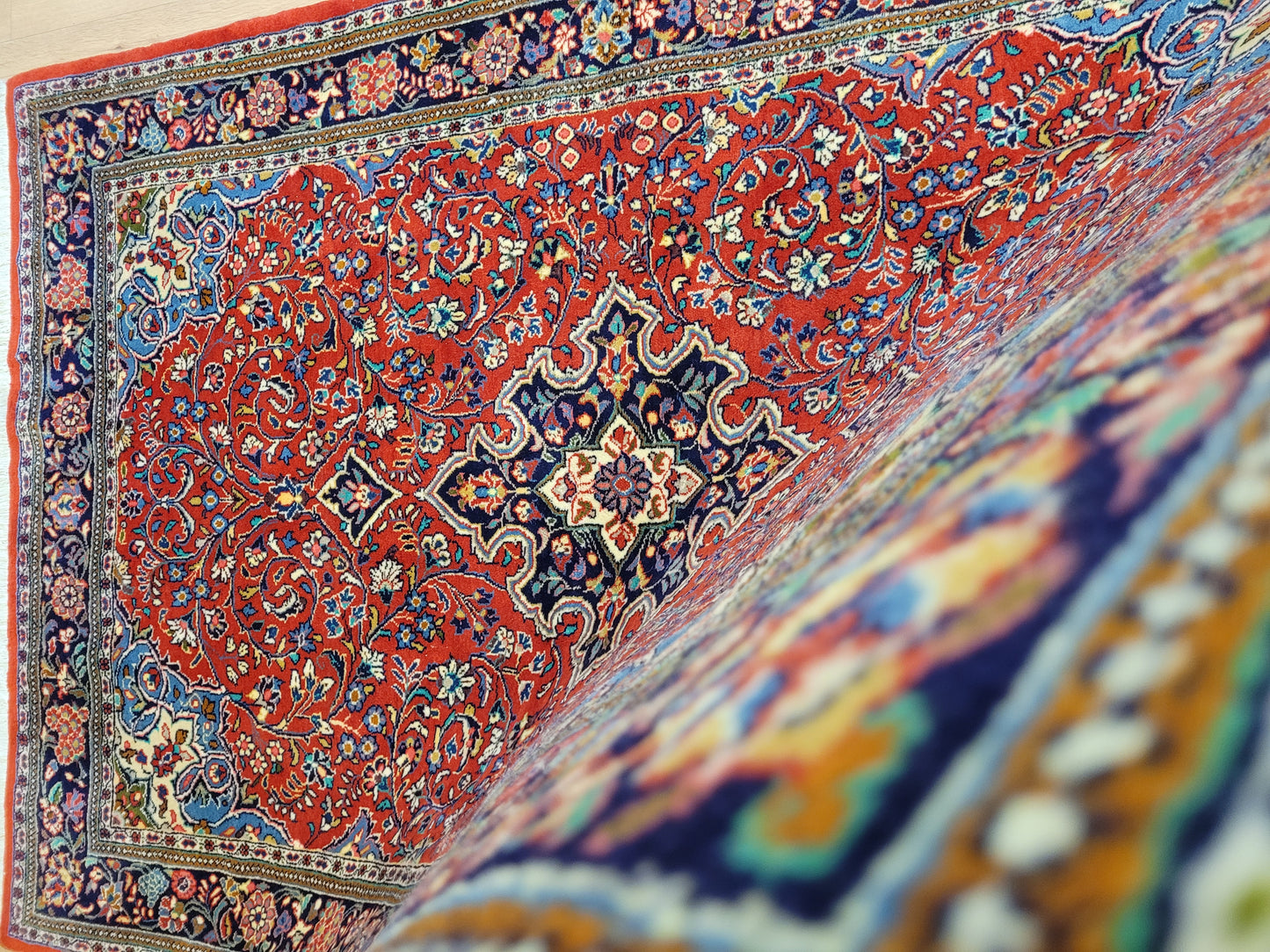 Sarough Teppich Wolle Baumwolle floral Medaillon klassisch