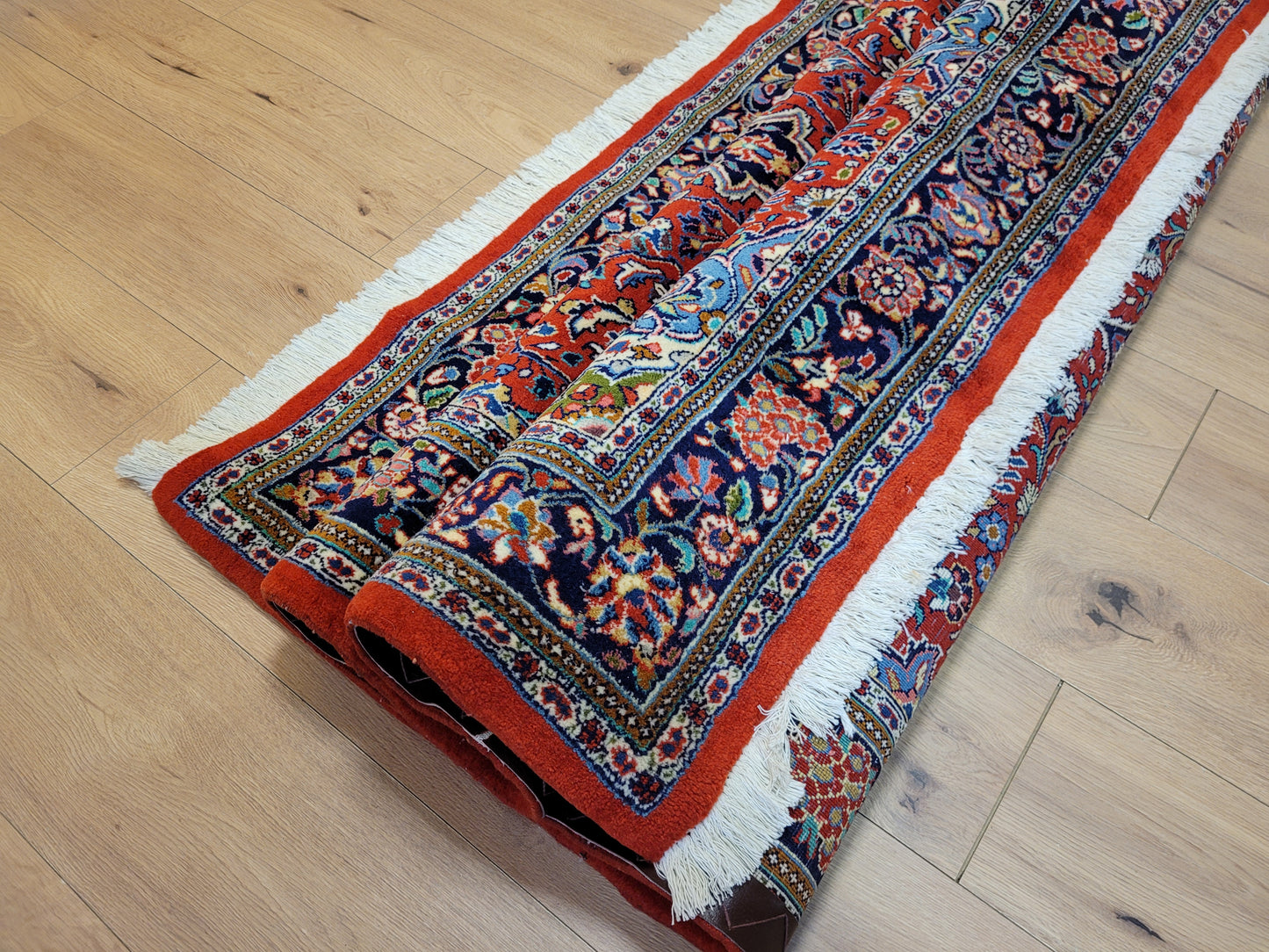 Sarough Teppich Wolle Baumwolle floral Medaillon klassisch