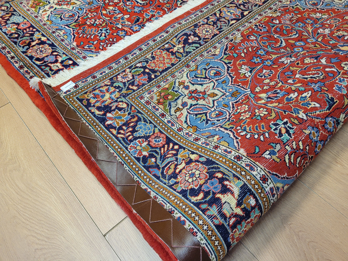 Sarough Teppich Wolle Baumwolle floral Medaillon klassisch