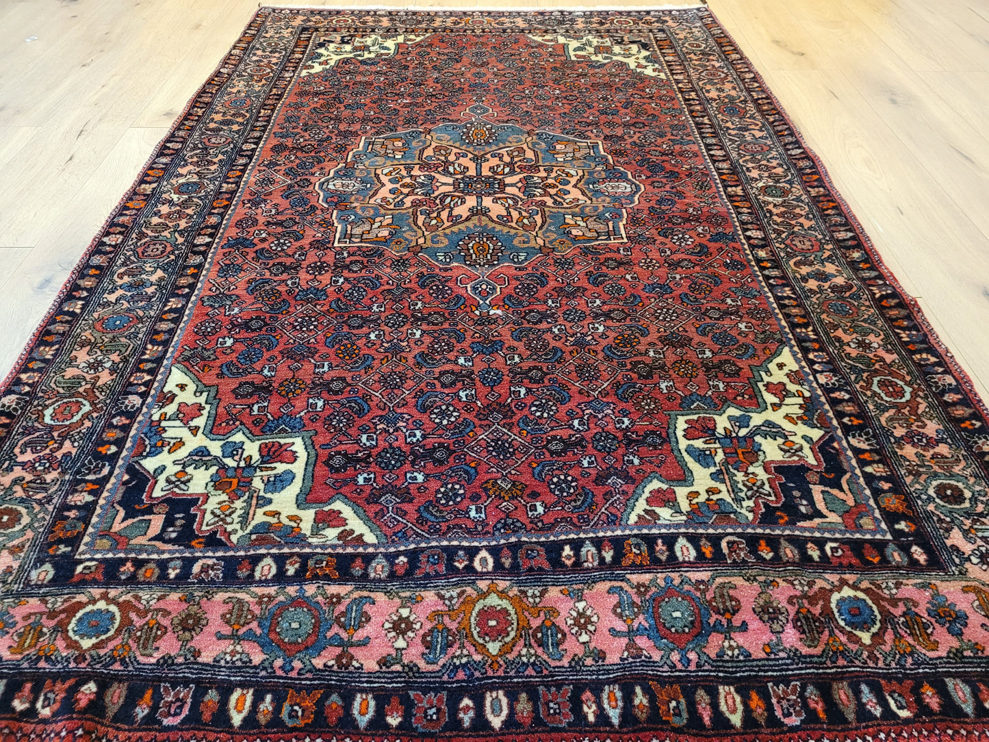 Bidjar Teppich Korkwolle Medaillon florales Muster fein geknüpft