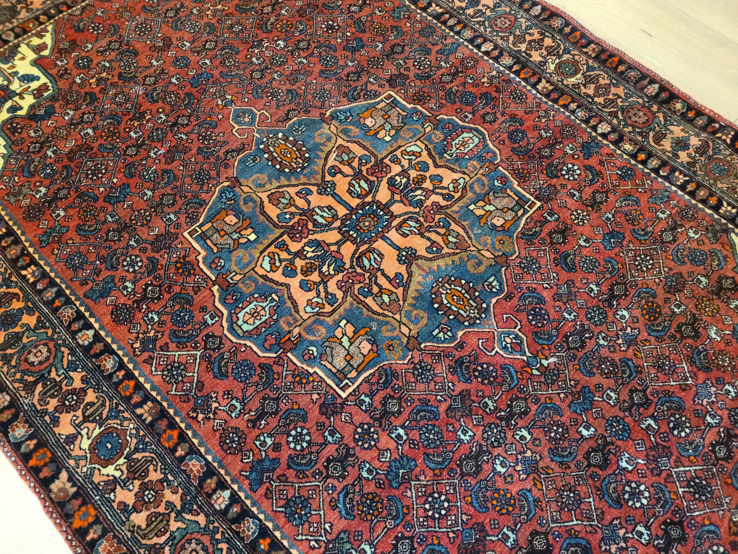 Bidjar Teppich Korkwolle Medaillon florales Muster fein geknüpft