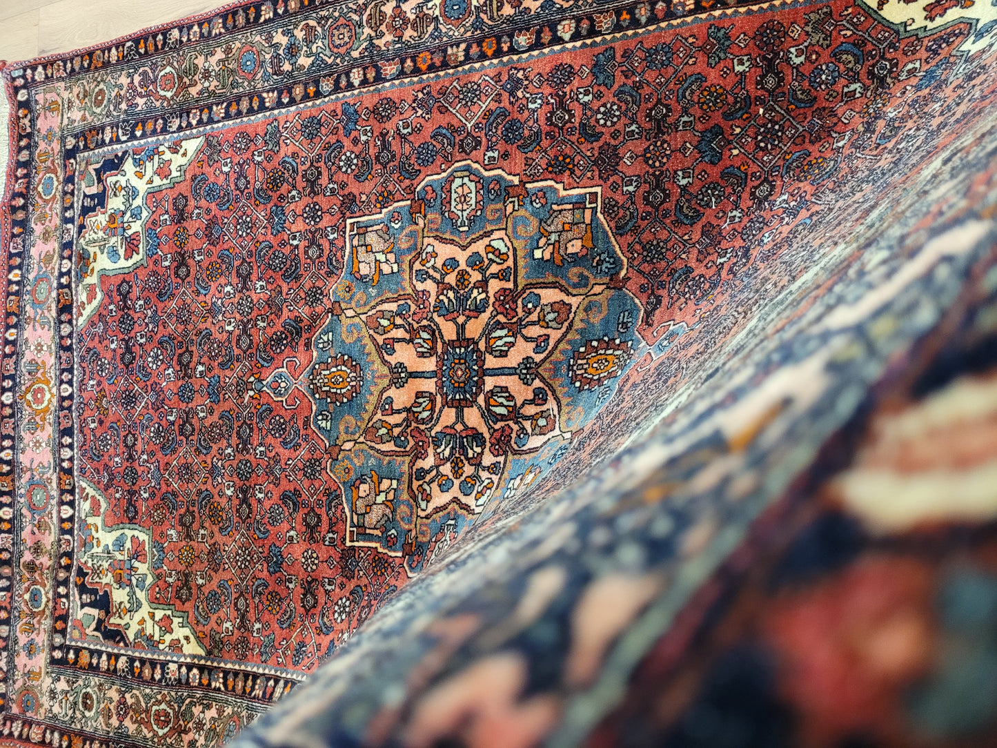 Bidjar Teppich Korkwolle Medaillon florales Muster fein geknüpft