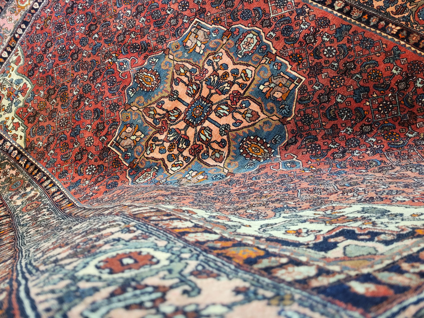 Bidjar Teppich Korkwolle Medaillon florales Muster fein geknüpft