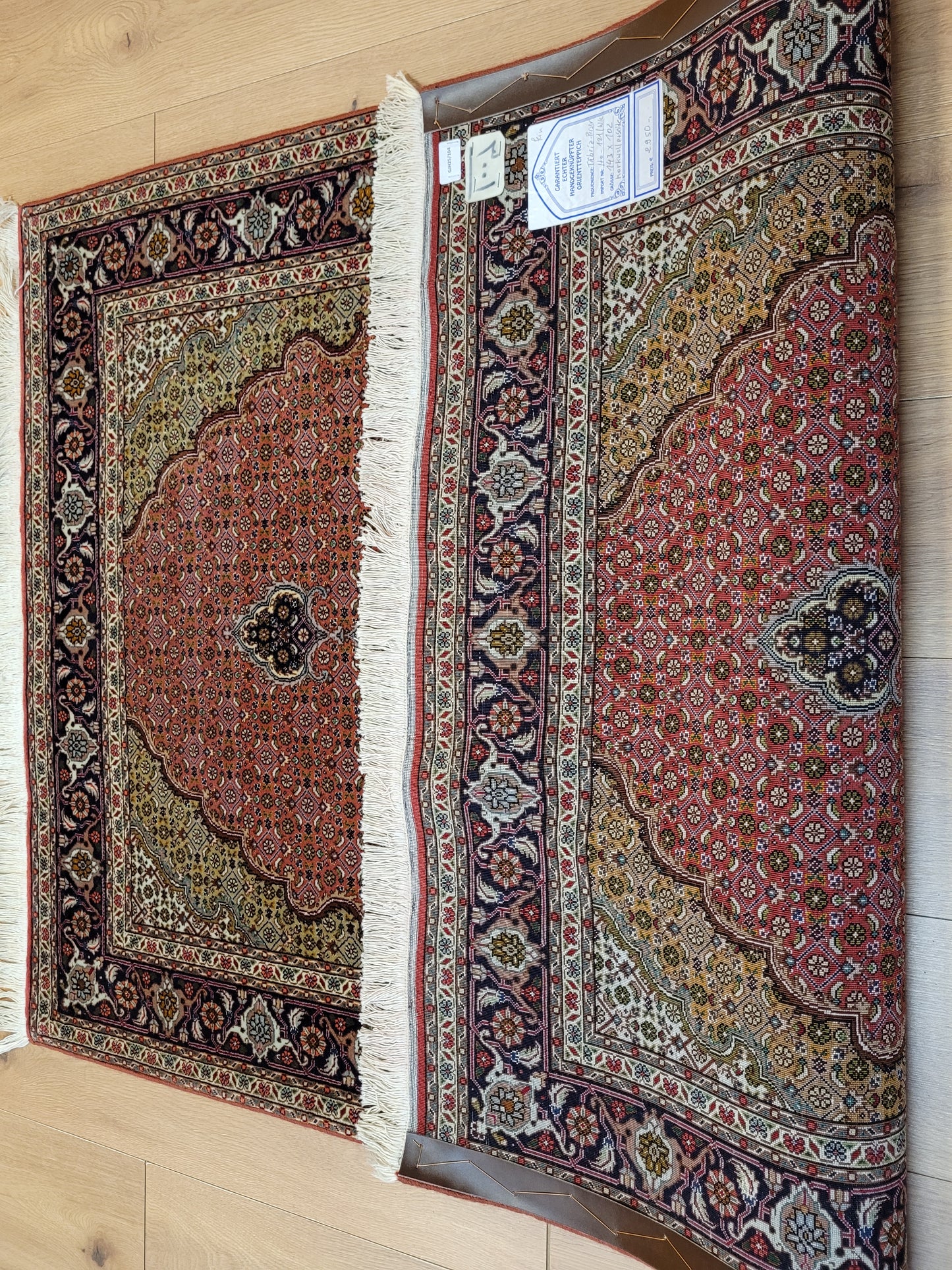 Täbriz Teppich Korkwolle Seide Medaillon fein geknüpft