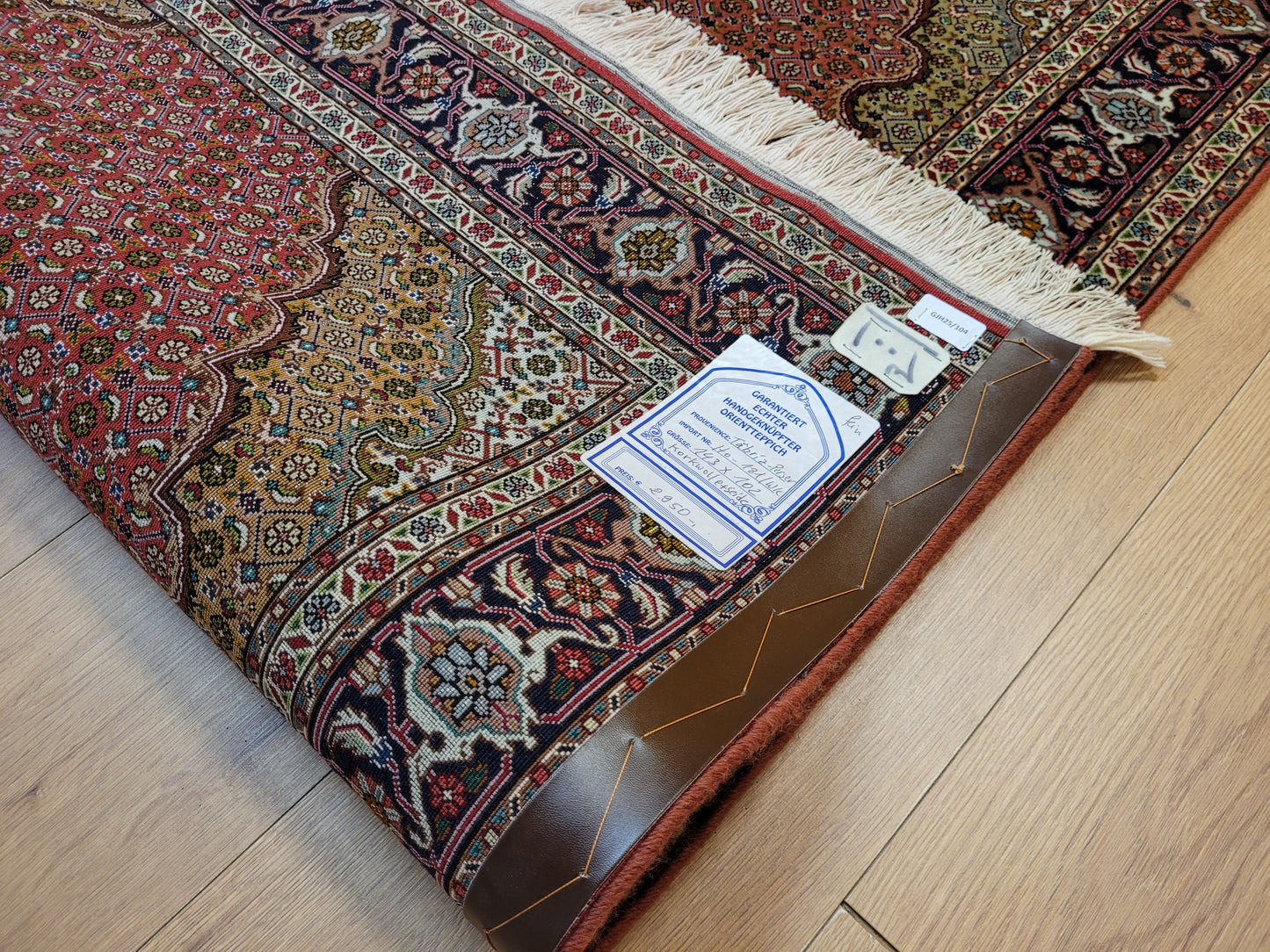 Täbriz Teppich Korkwolle Seide Medaillon fein geknüpft