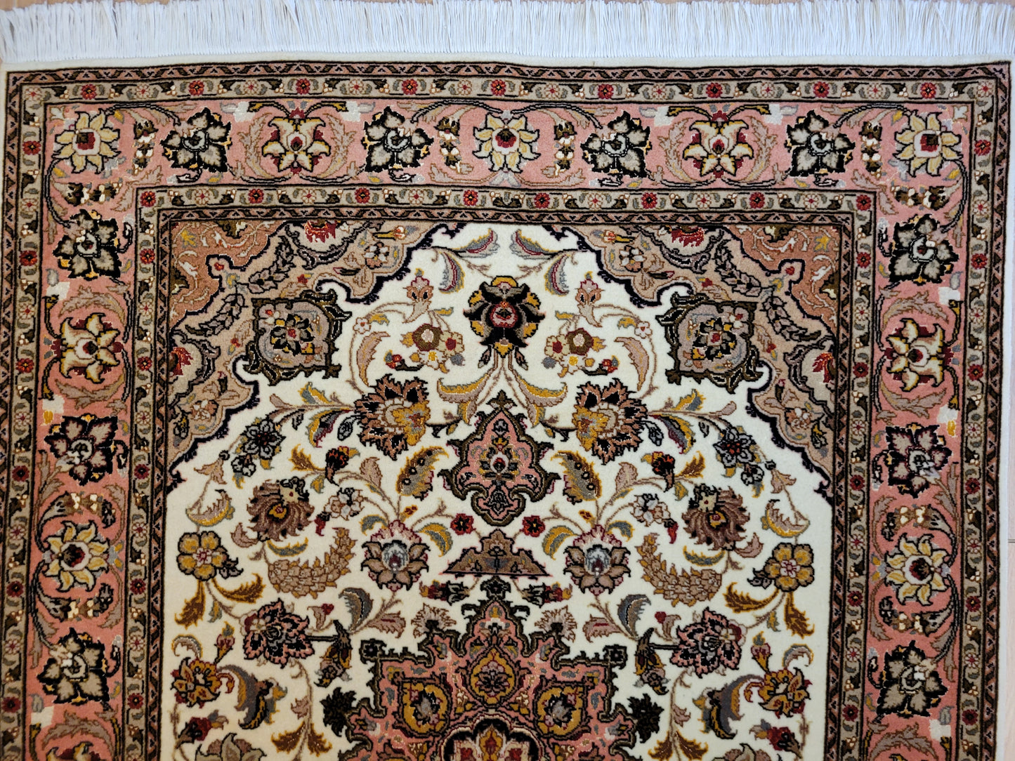 Täbriz Teppich Korkwolle Seide floral Medaillon fein geknüpft