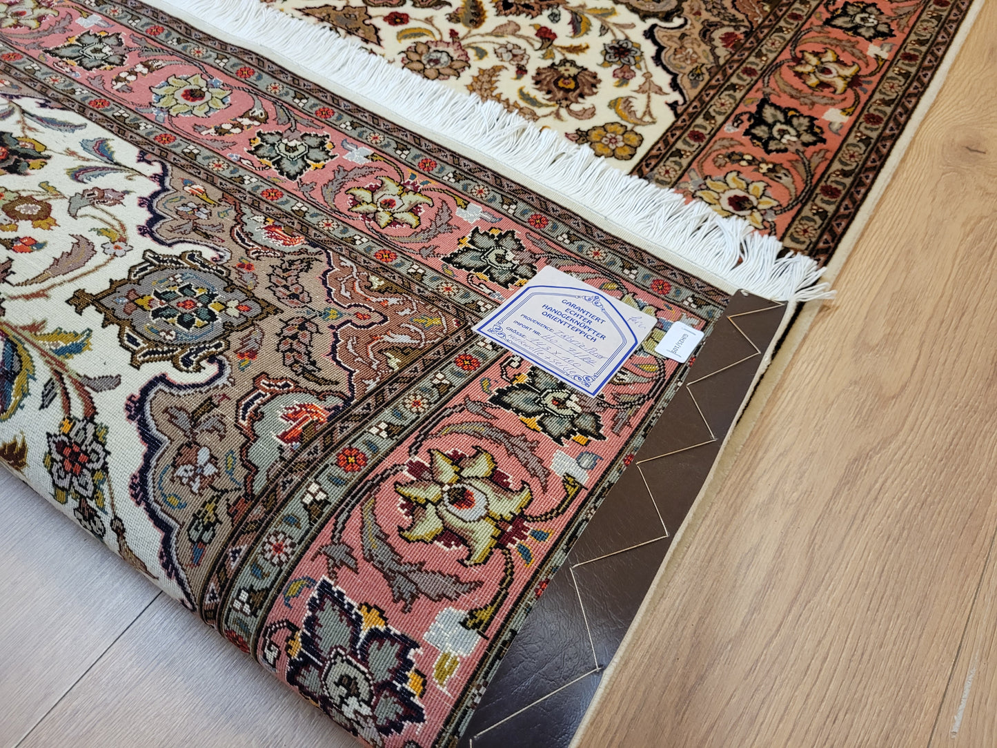 Täbriz Teppich Korkwolle Seide floral Medaillon fein geknüpft