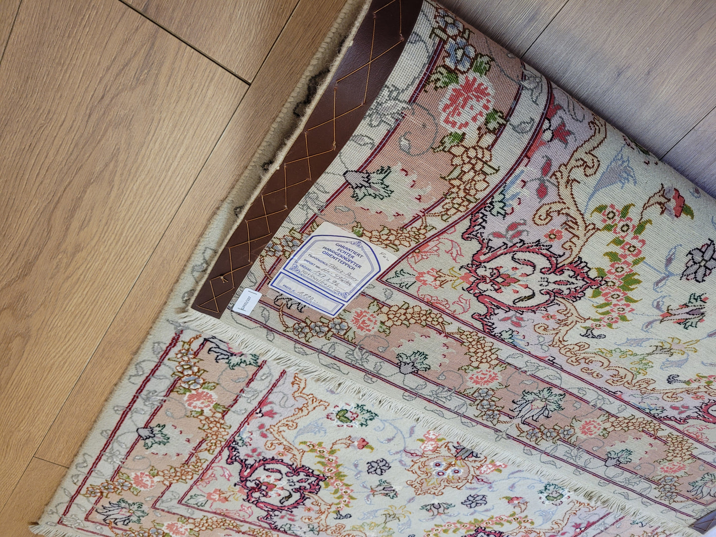 Täbriz Teppich Korkwolle Seide florales Medaillon feine Knüpfung