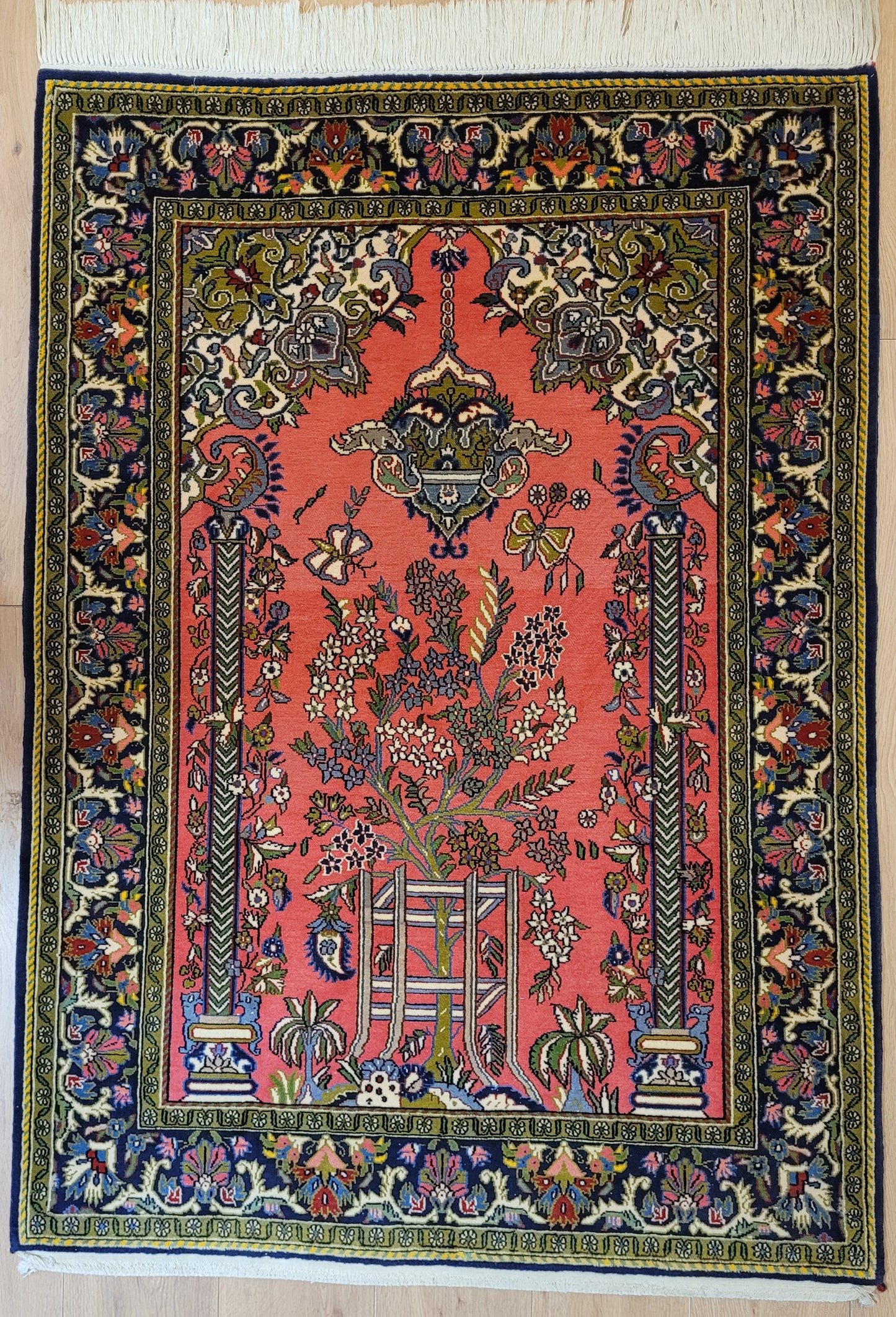 Ghom Teppich Korkwolle Lebensbaum feine Handknüpfung