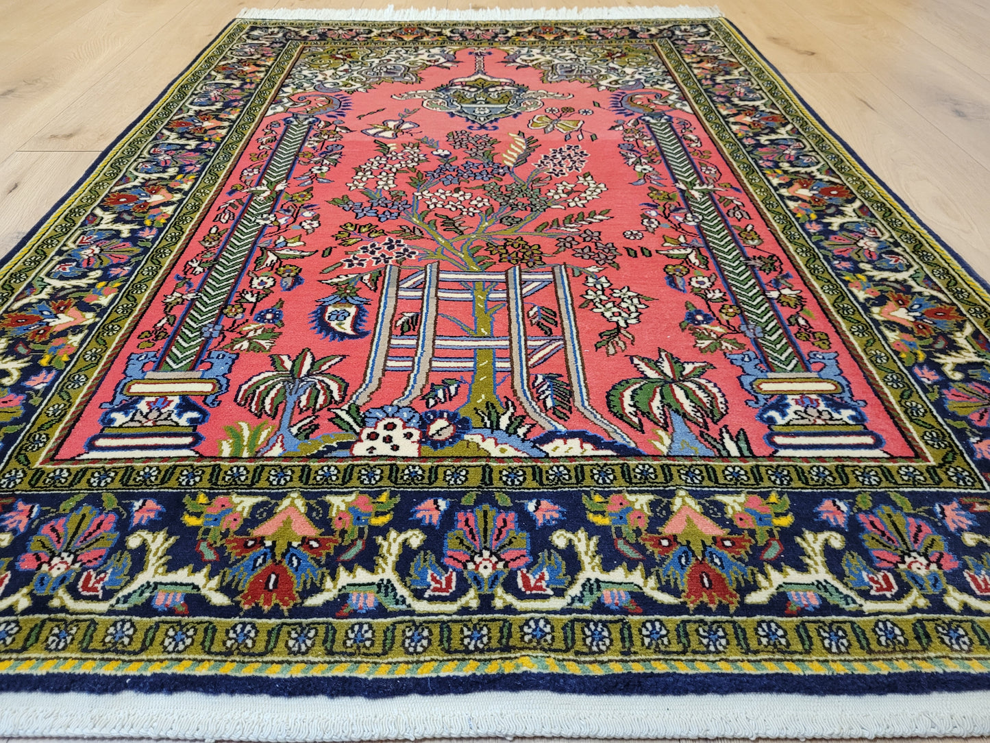 Ghom Teppich Korkwolle Lebensbaum feine Handknüpfung