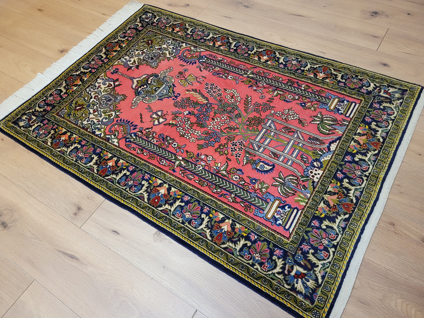 Ghom Teppich Korkwolle Lebensbaum feine Handknüpfung