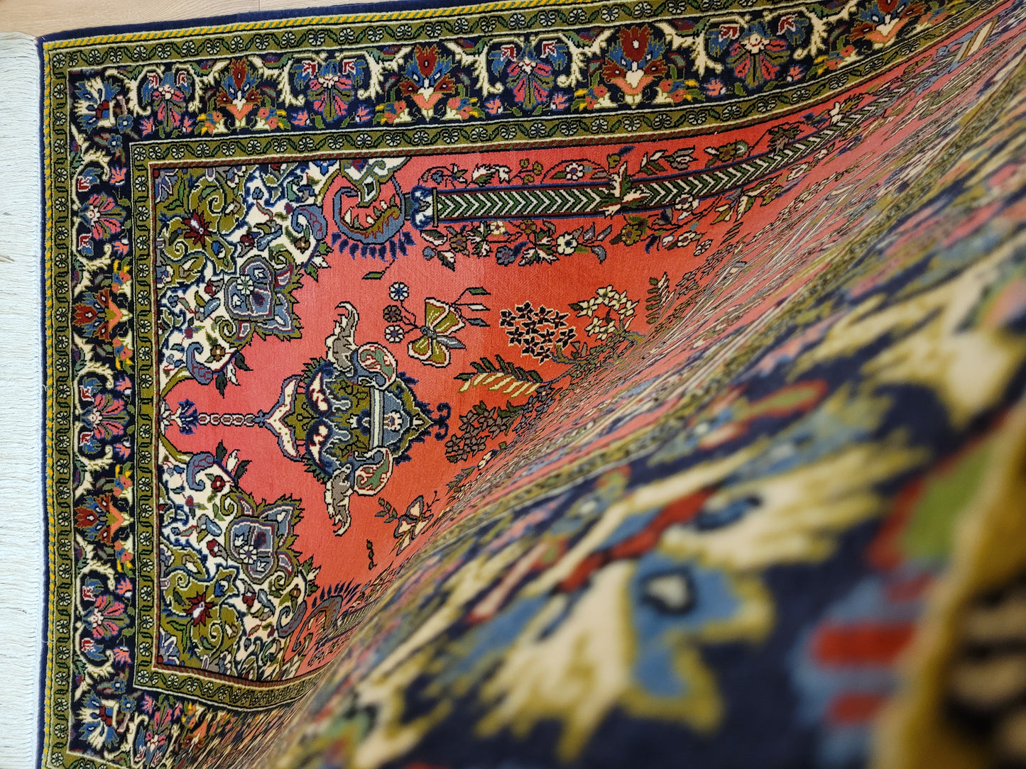 Ghom Teppich Korkwolle Lebensbaum feine Handknüpfung