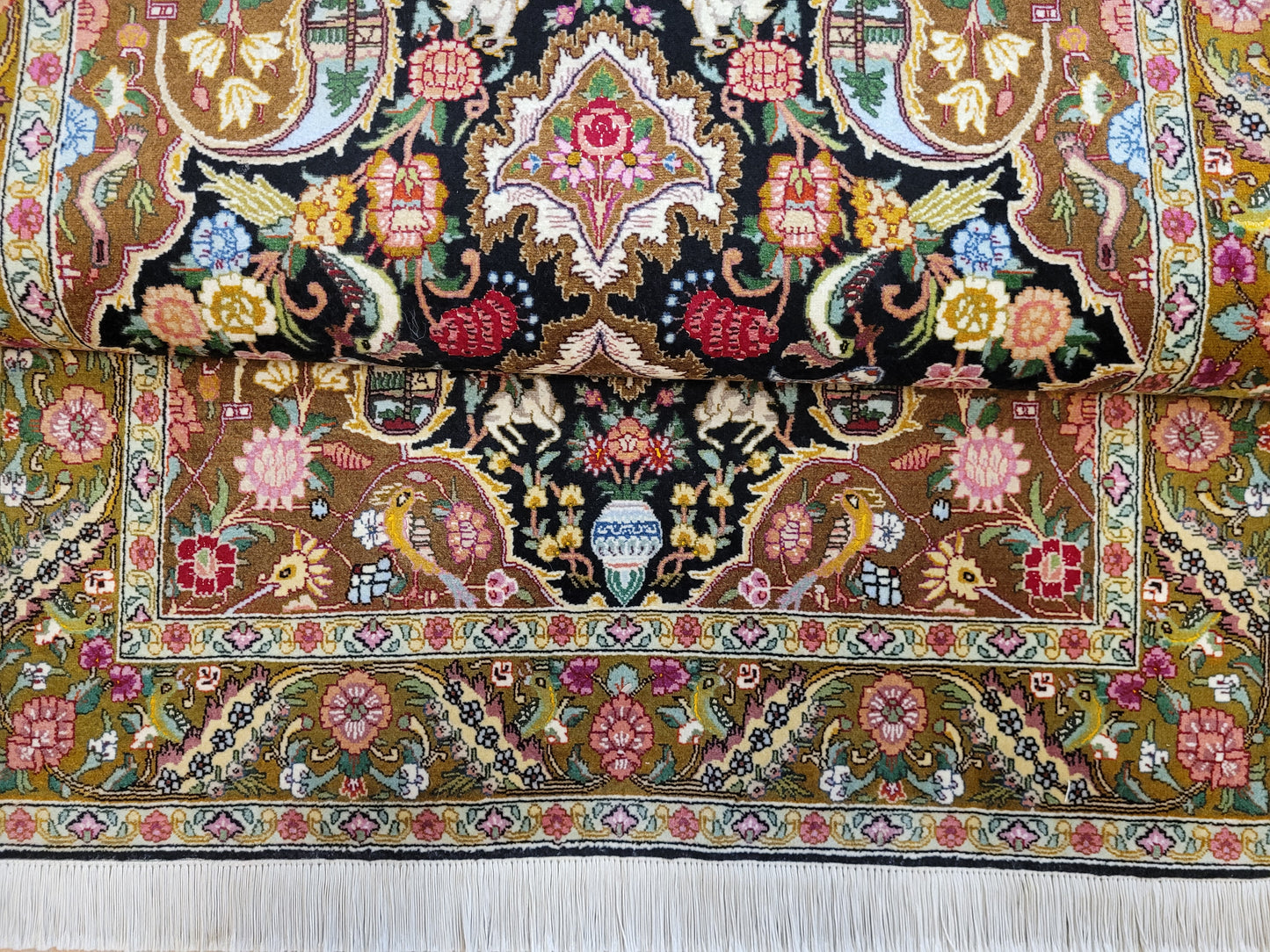 Täbriz Teppich Korkwolle mit Seide Medaillon florales Muster