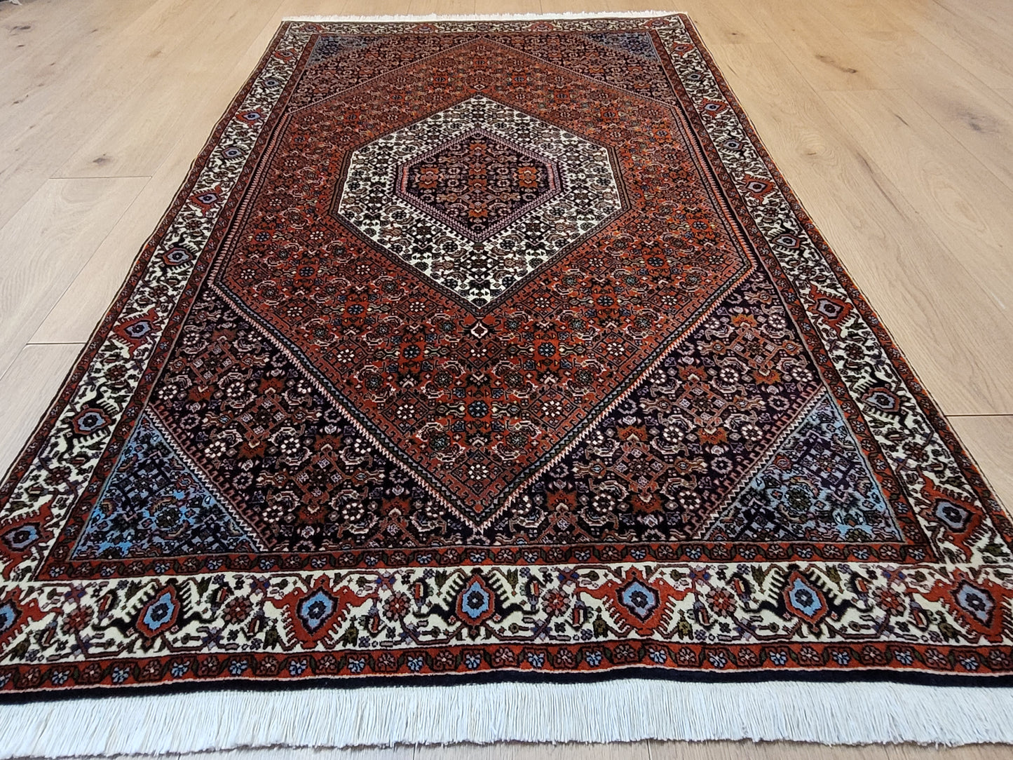 Bidjar Teppich Korkwolle feine Knüpfung Medaillon Design