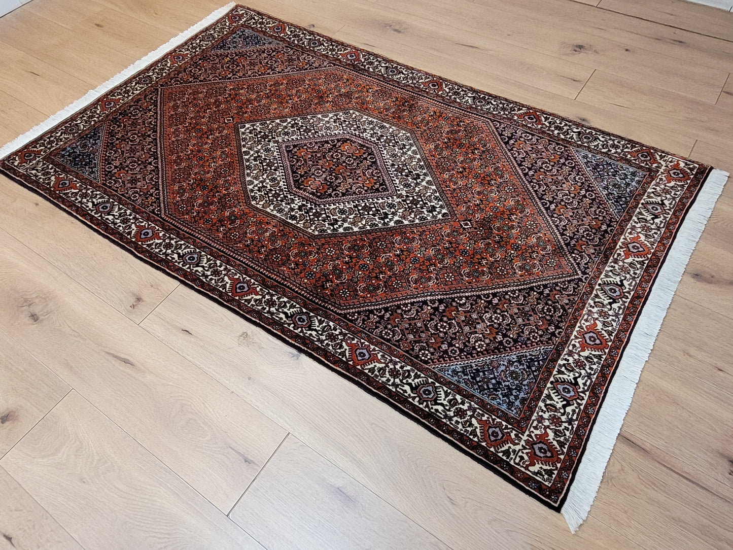 Bidjar Teppich Korkwolle feine Knüpfung Medaillon Design