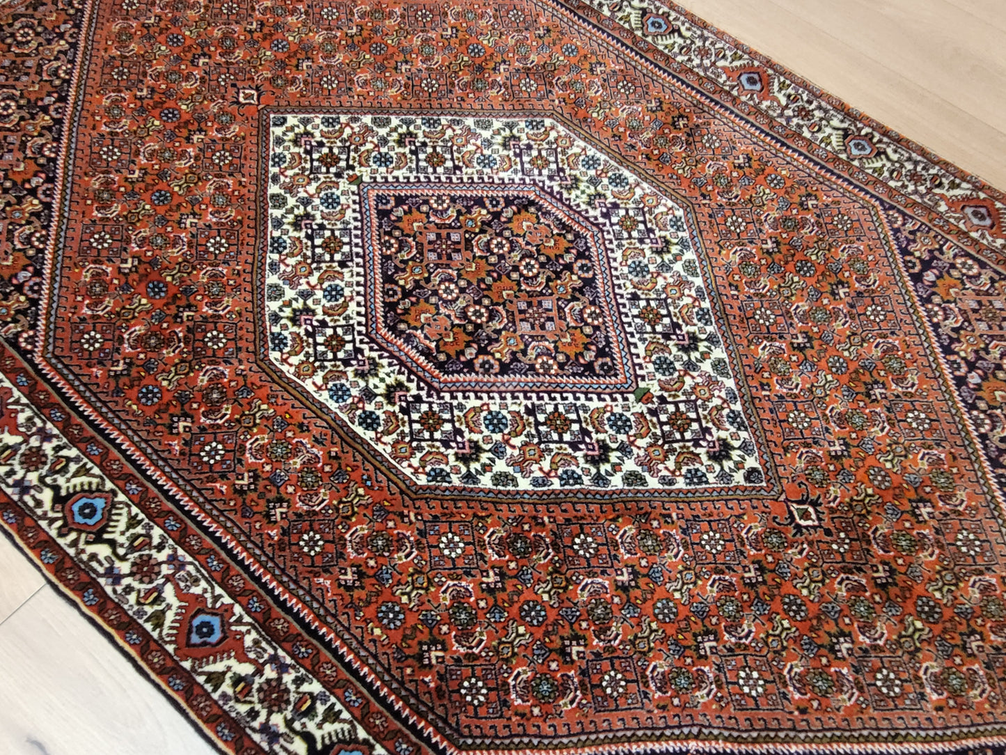 Bidjar Teppich Korkwolle feine Knüpfung Medaillon Design