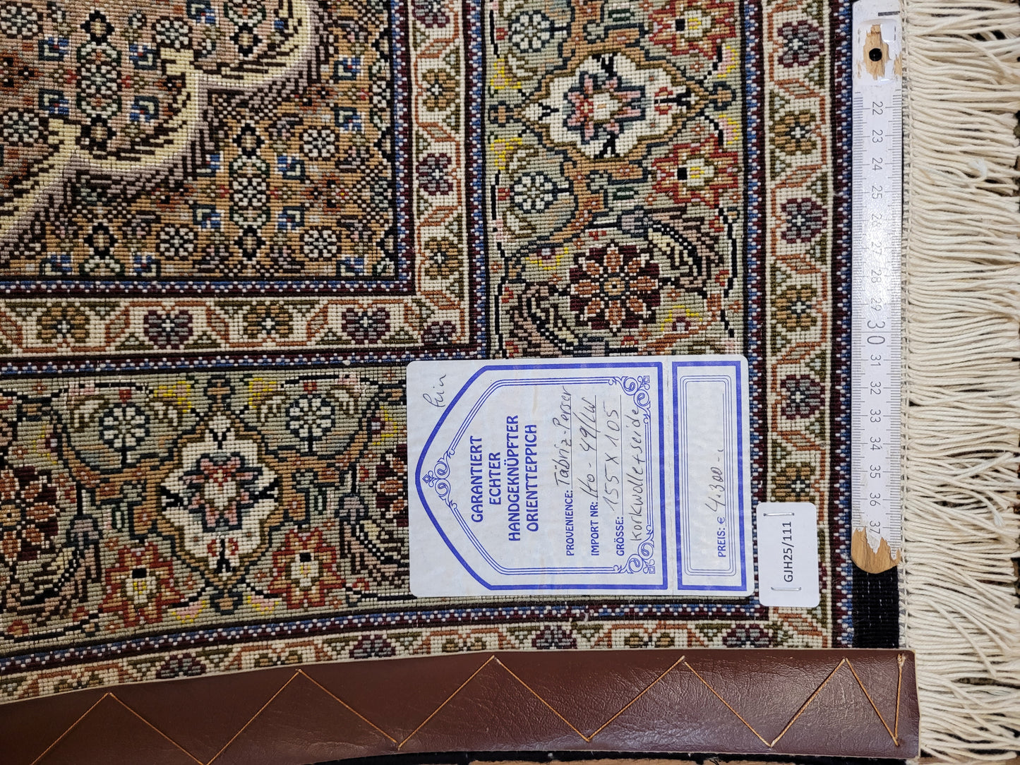 Täbriz Teppich Korkwolle mit Seide feine Knüpfung Medaillon