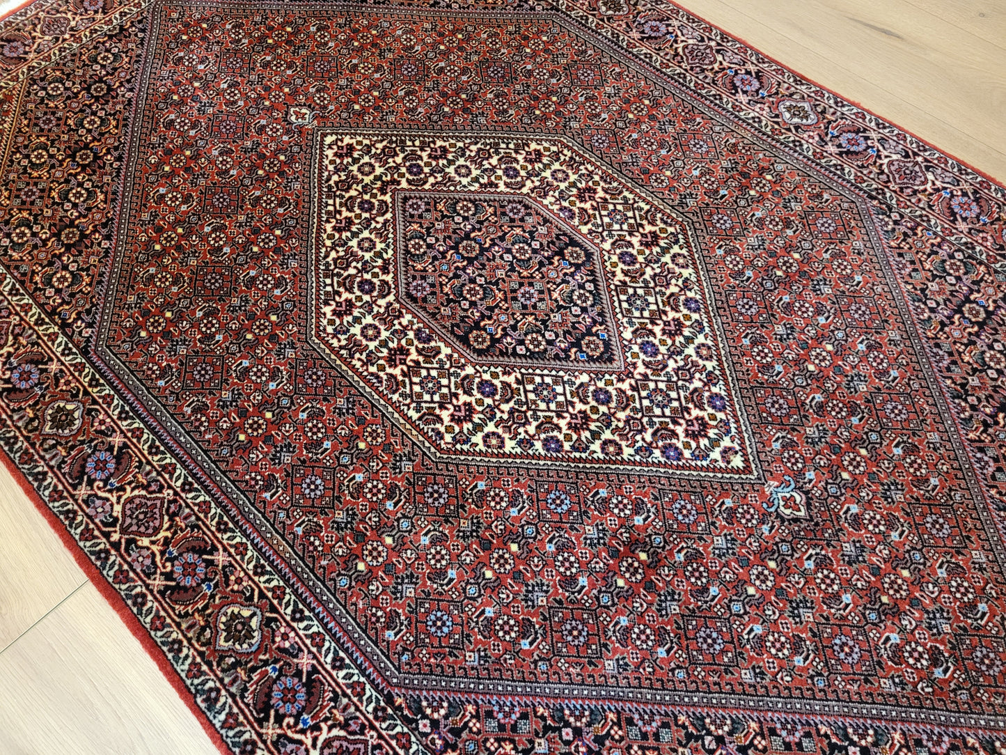 Bidjar Teppich Korkwolle feine Knüpfung Medaillon geometrisch