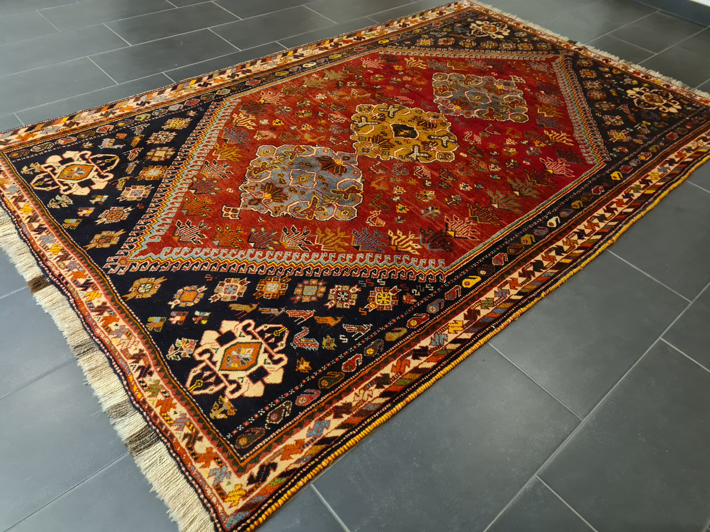 Perserteppich Orientteppich Handgeknüpfter Teppich Shiraz 270x170cm