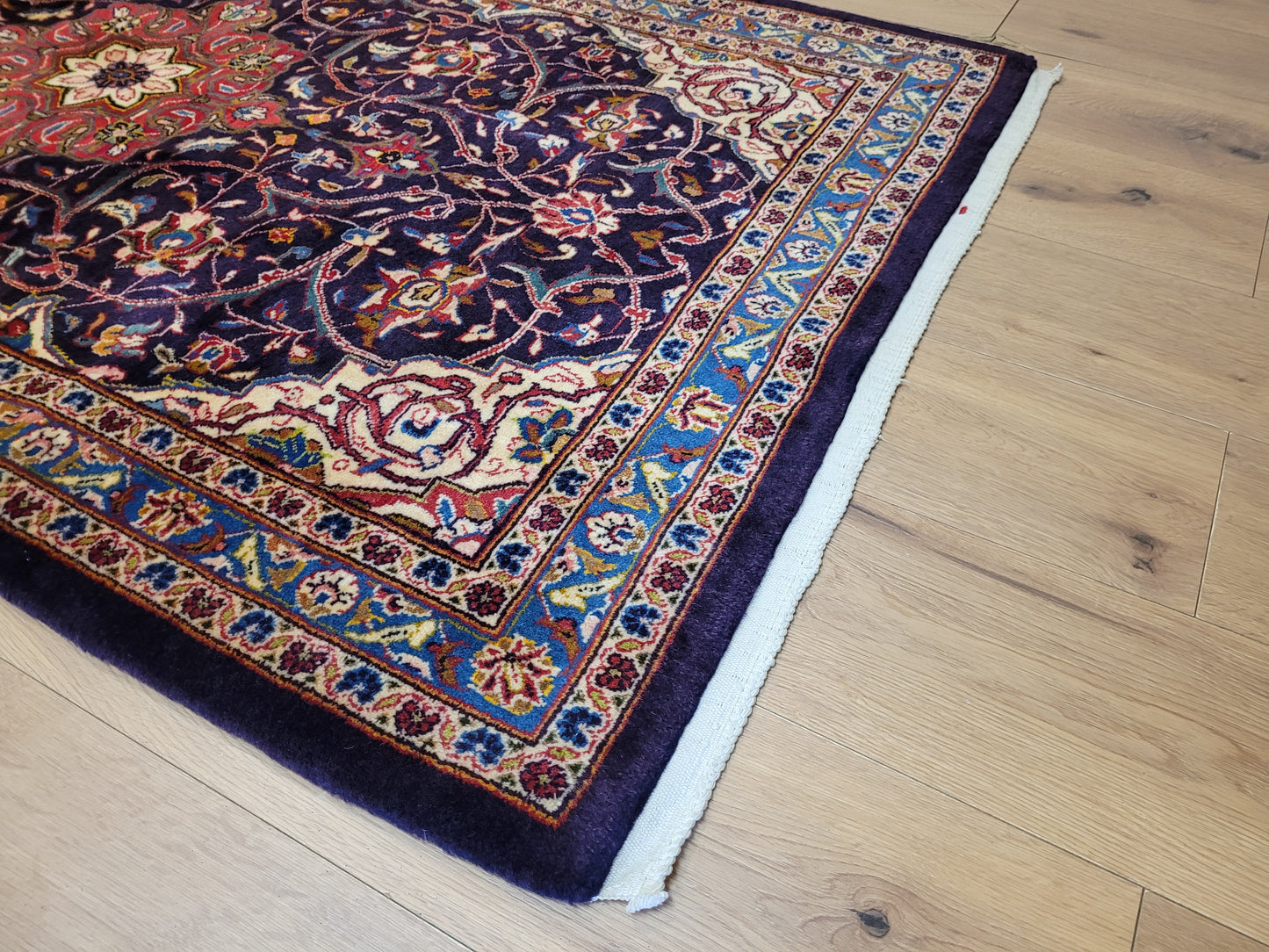 Kashan Teppich Korkwolle feine Knüpfung Medaillon Design