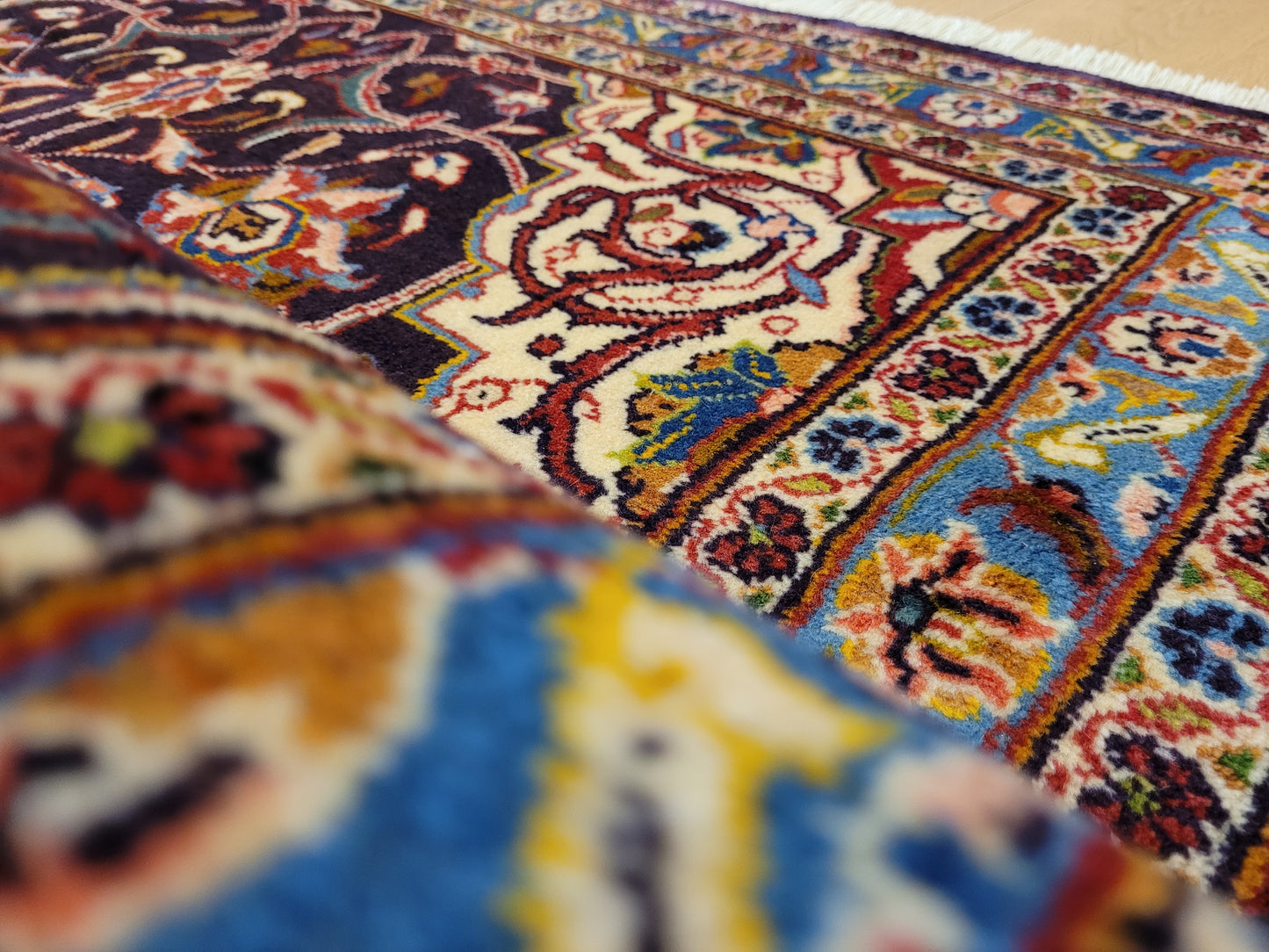 Kashan Teppich Korkwolle feine Knüpfung Medaillon Design