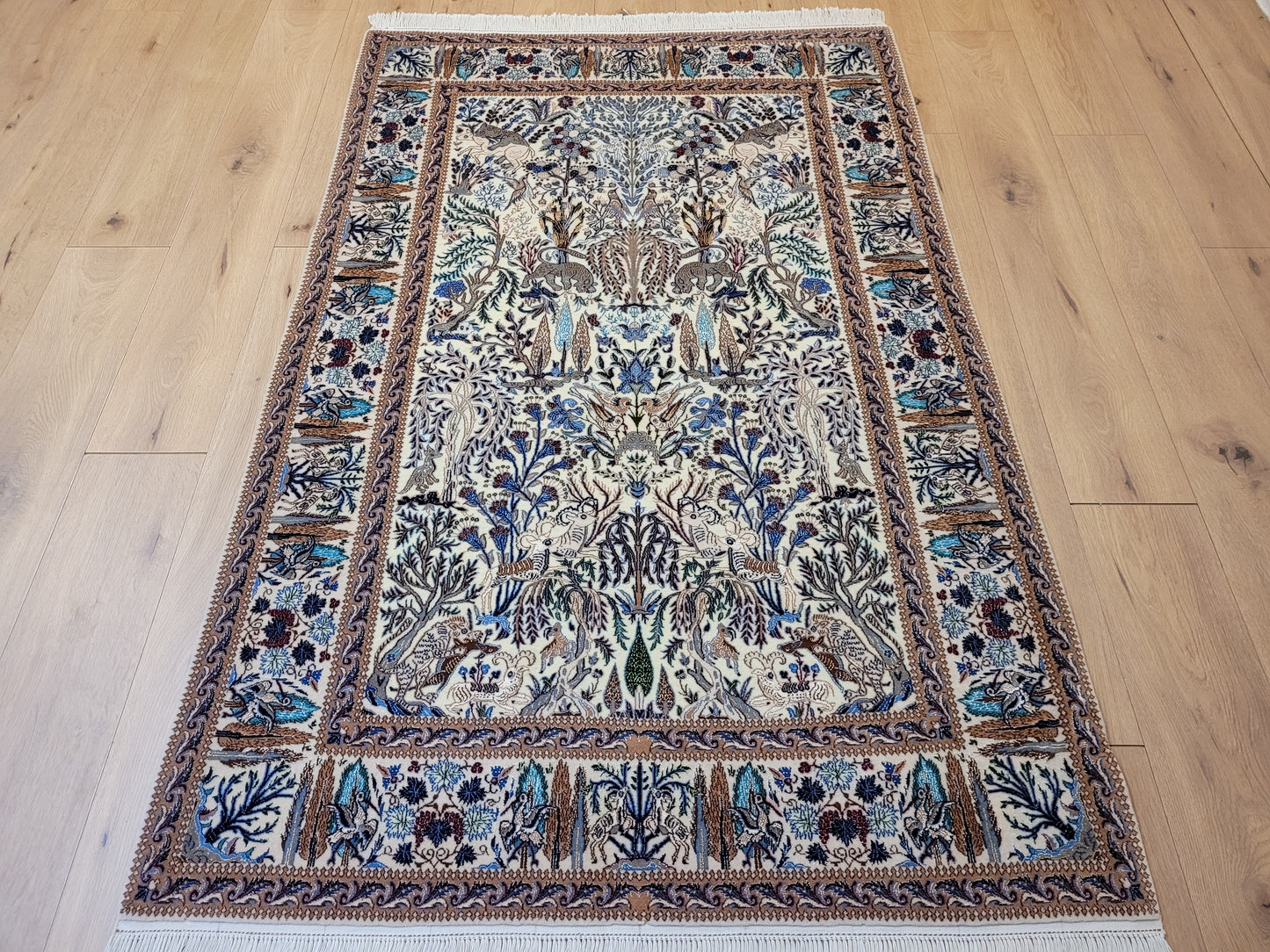 Nain Teppich Korkwolle mit Seide feine Jagdszene detailreich