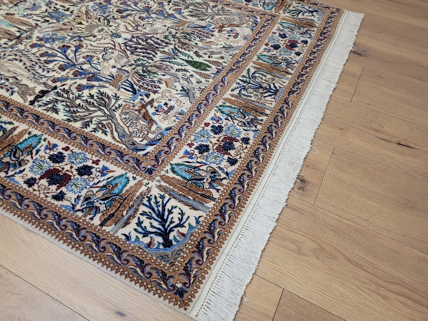 Nain Teppich Korkwolle mit Seide feine Jagdszene detailreich