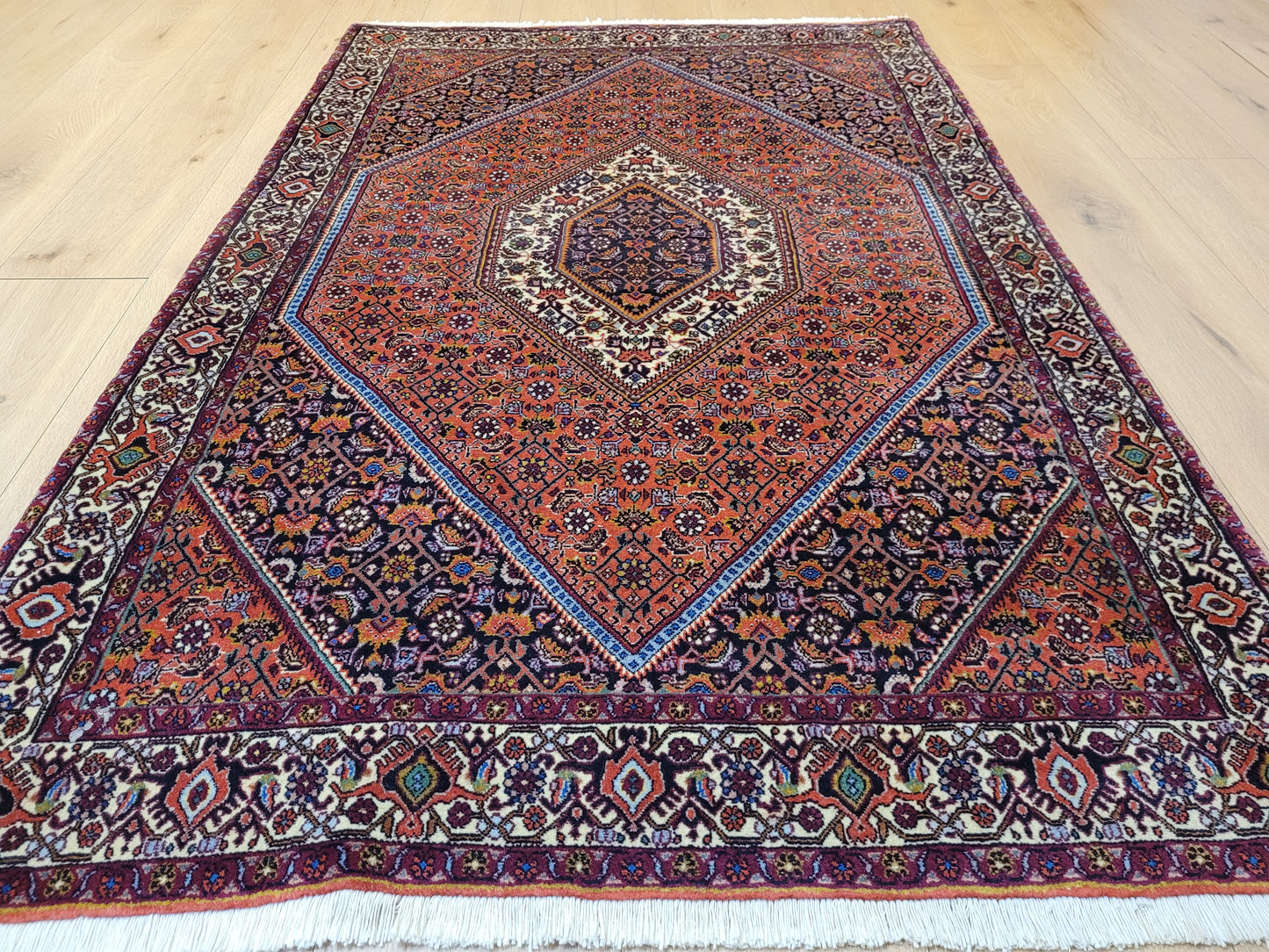 Bidjar Teppich Korkwolle kräftige Knüpfung mit Medaillon