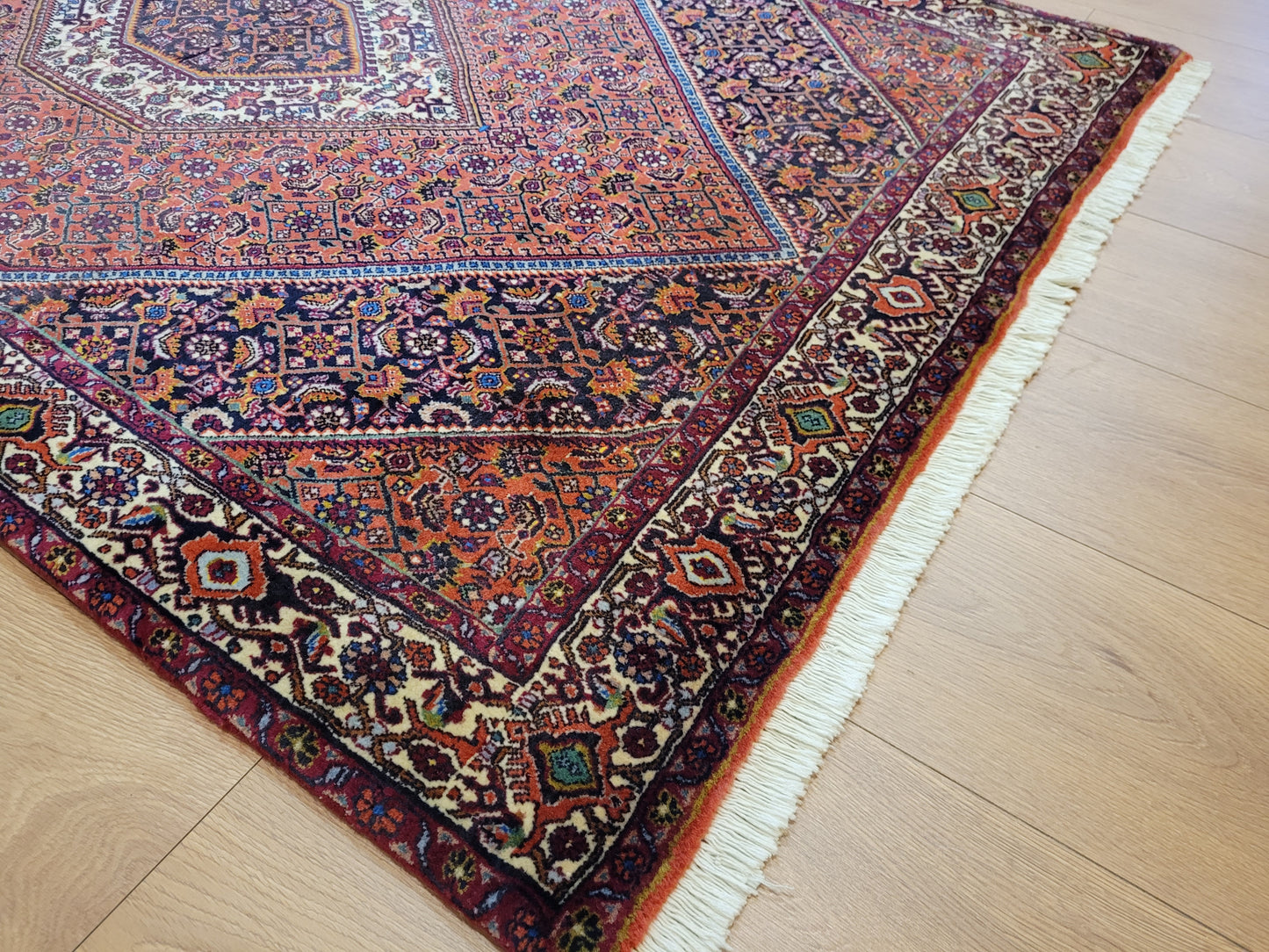 Bidjar Teppich Korkwolle kräftige Knüpfung mit Medaillon