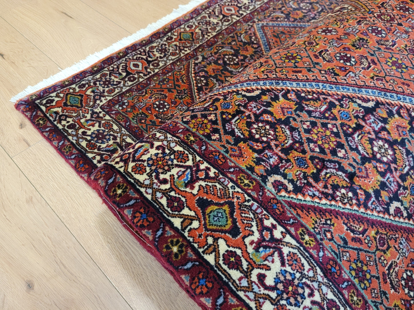 Bidjar Teppich Korkwolle kräftige Knüpfung mit Medaillon