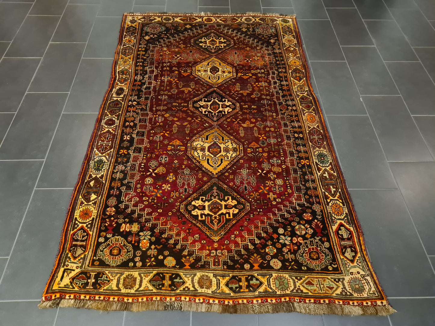 Perserteppich Orientteppich Handgeknüpfter Teppich Shiraz 240x170cm