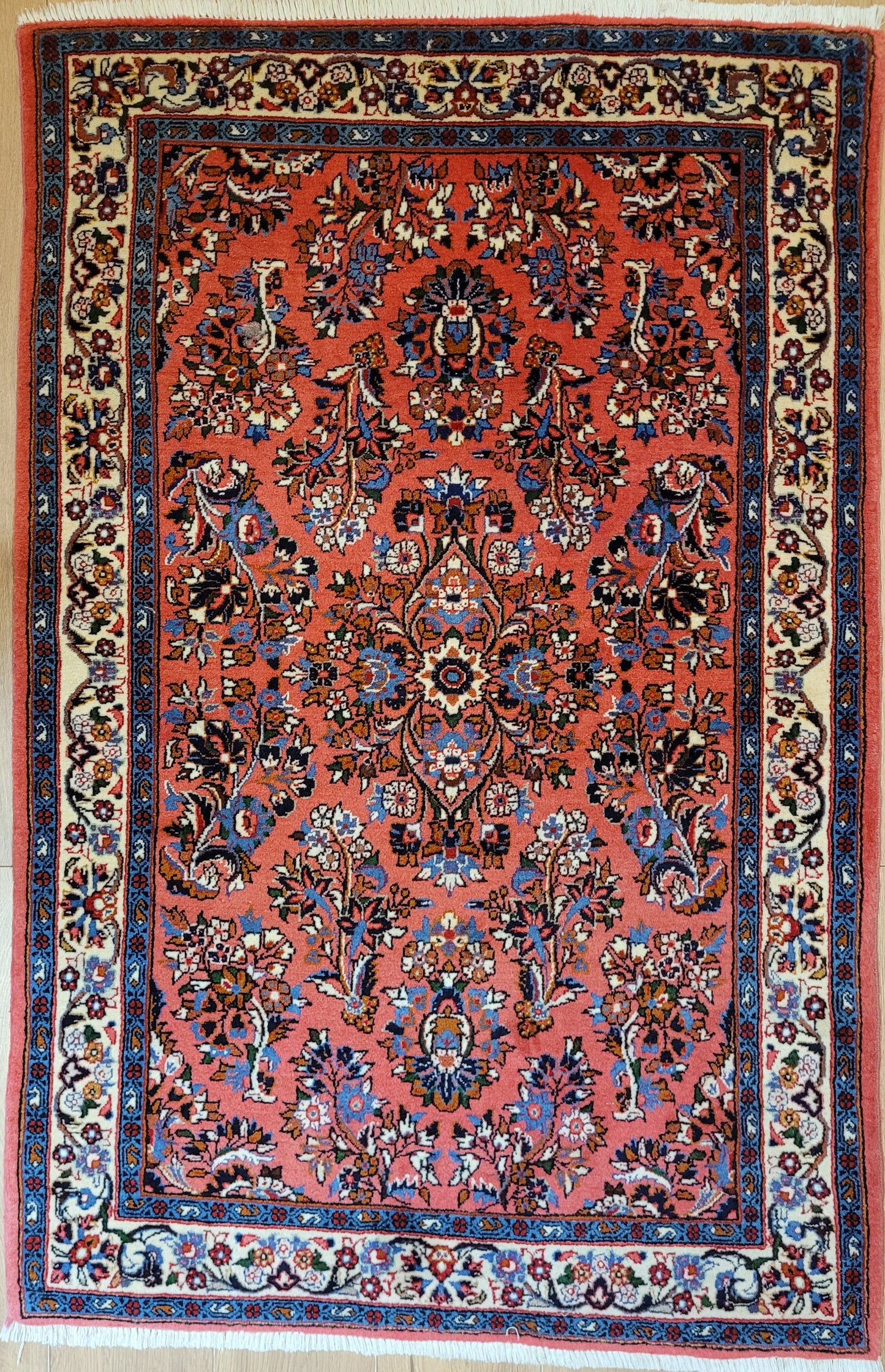 Sarough Teppich reine Wolle florales Medaillonmuster feine Knüpfung