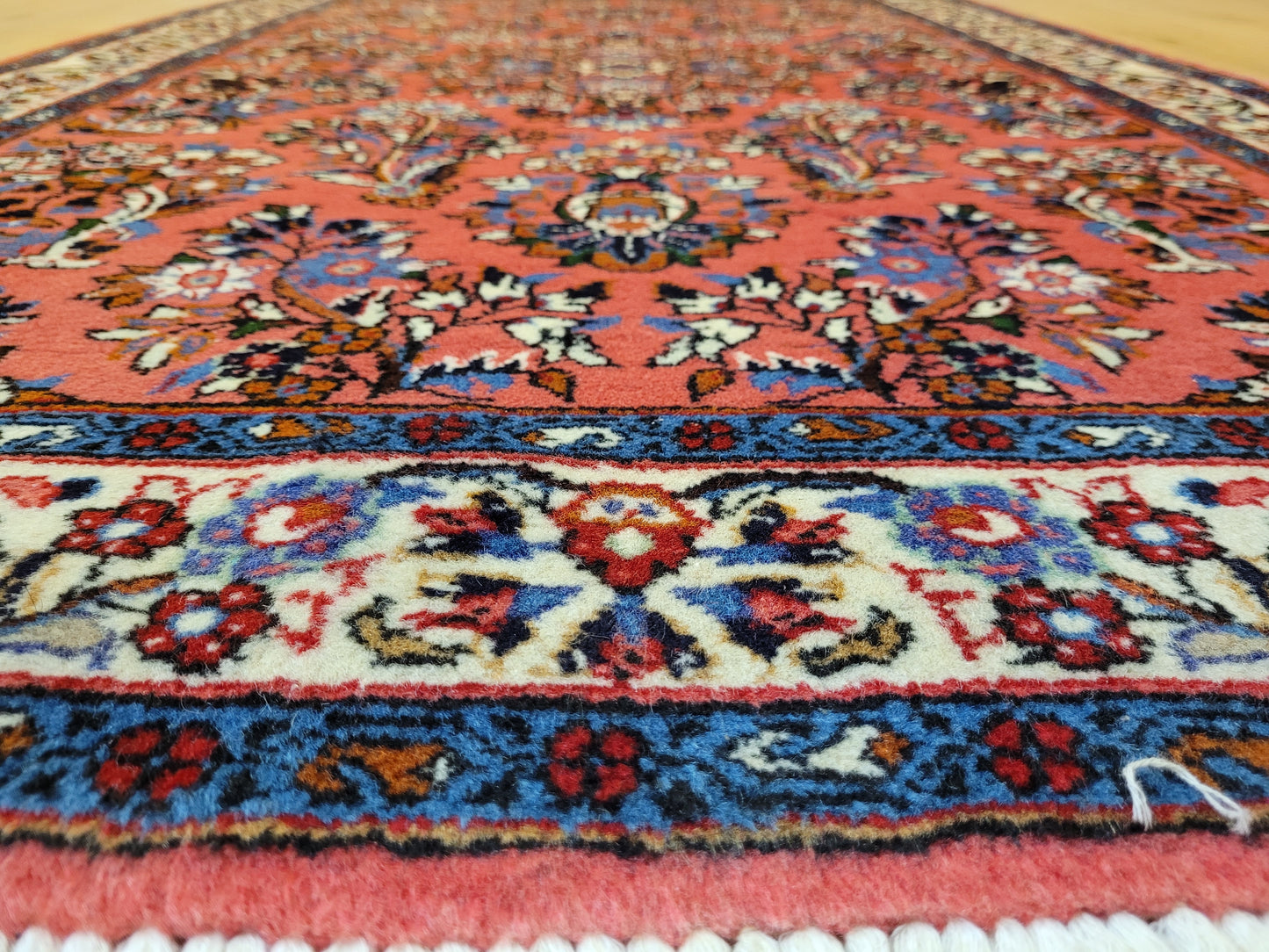 Sarough Teppich reine Wolle florales Medaillonmuster feine Knüpfung