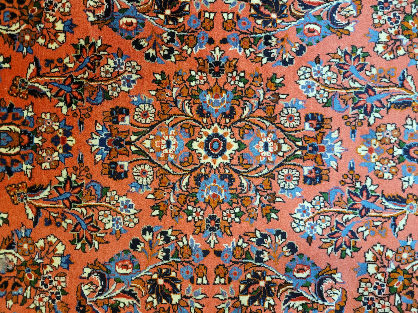 Sarough Teppich reine Wolle florales Medaillonmuster feine Knüpfung