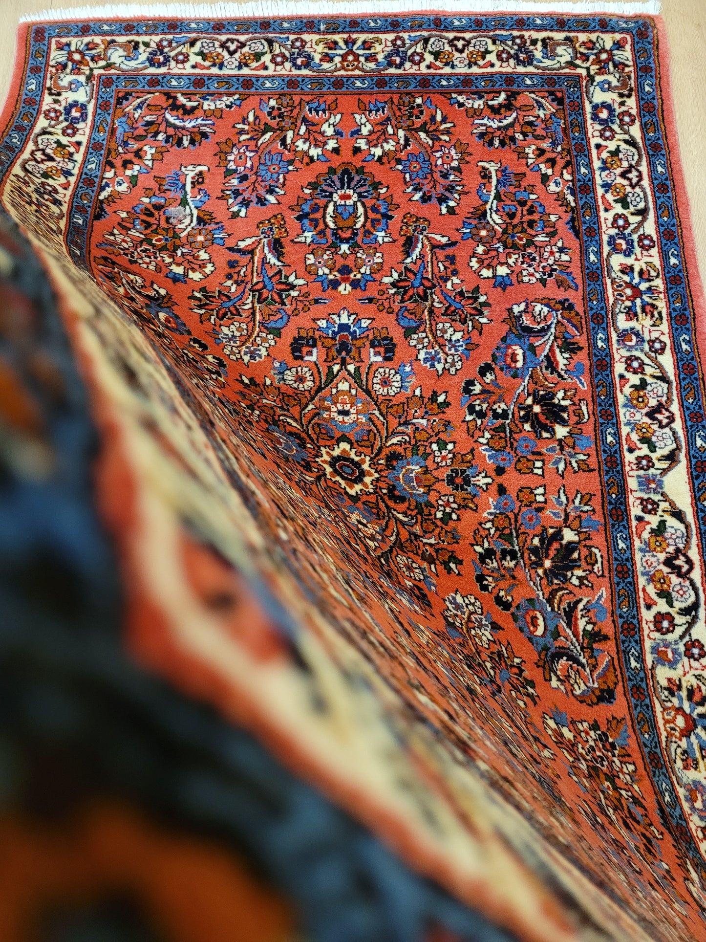 Sarough Teppich reine Wolle florales Medaillonmuster feine Knüpfung