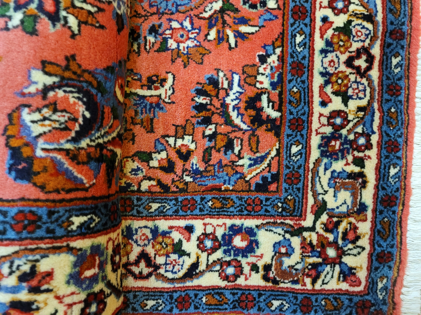 Sarough Teppich reine Wolle florales Medaillonmuster feine Knüpfung