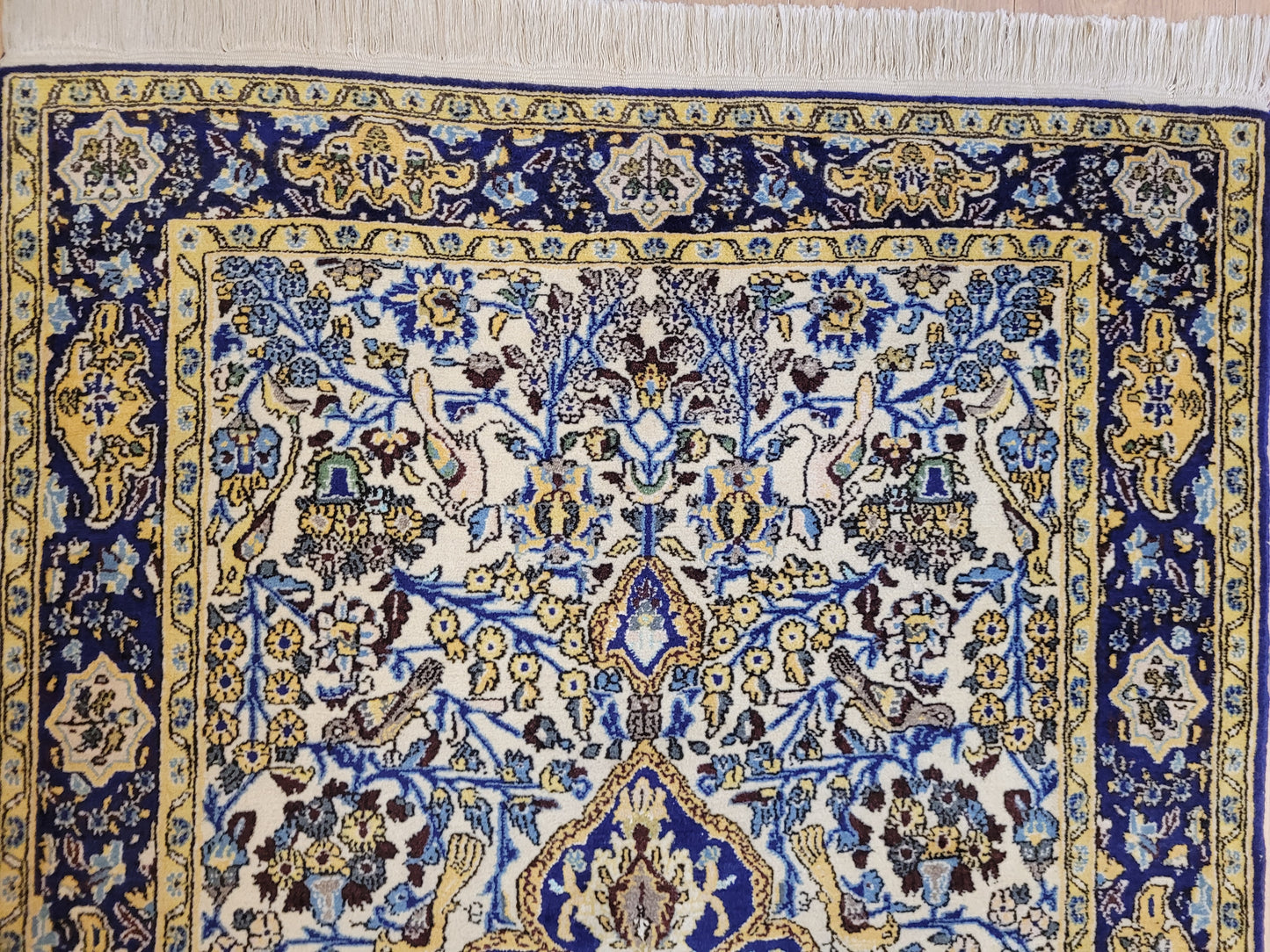 Ghom Teppich Korkwolle mit Seide florales Medaillon feine Knüpfung